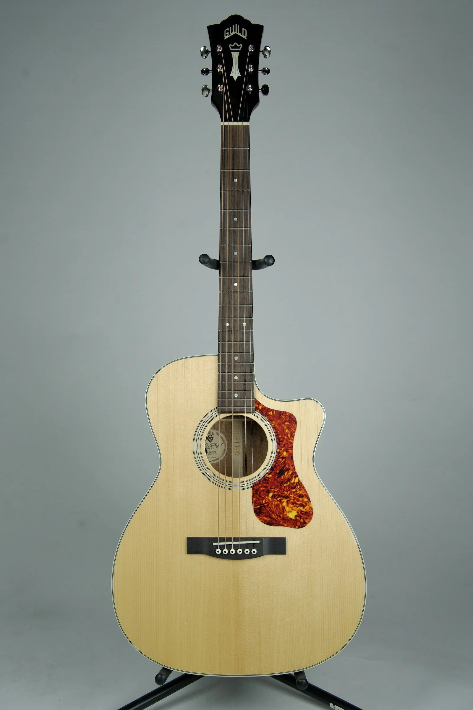 Guild OM-140ce Acoustic Electric Guitar18.jpeg