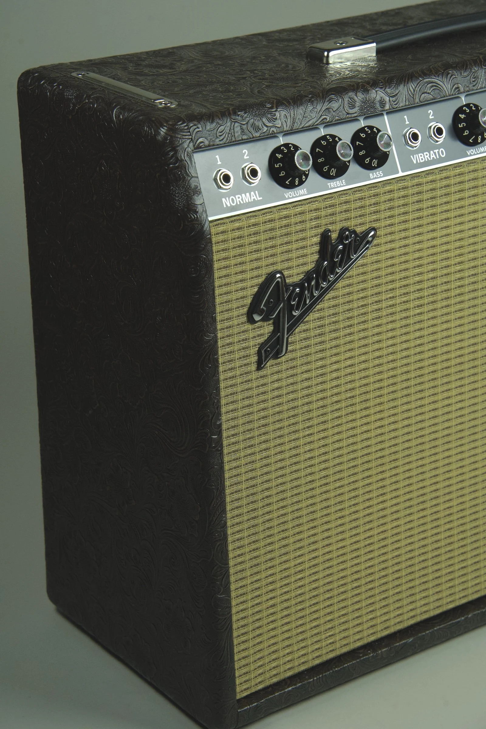 Fender Limited Edition '65 Deluxe Reverb Western CB 9.jpeg