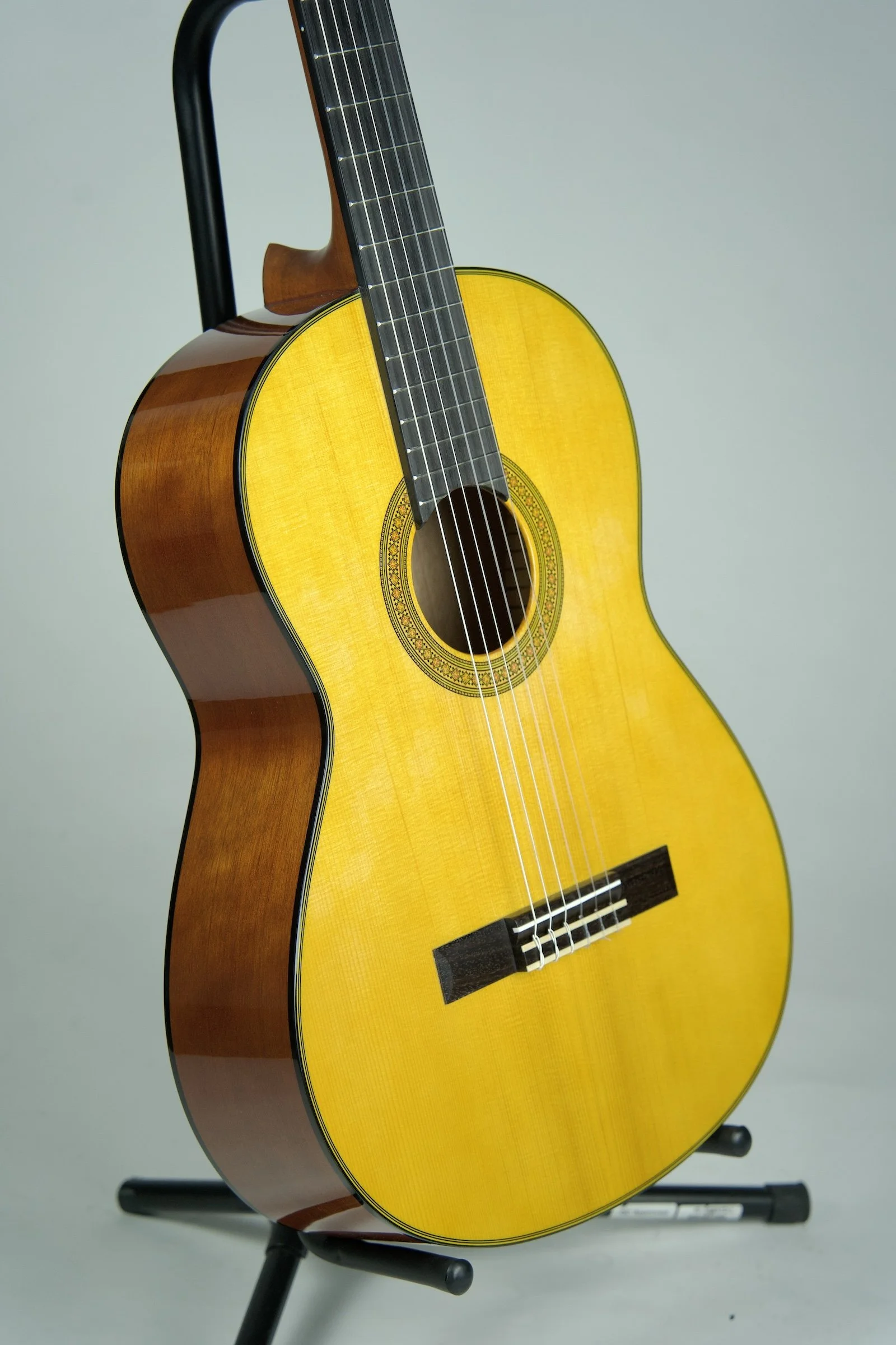 Yamaha CG142-SH Classical Guitar10.jpeg