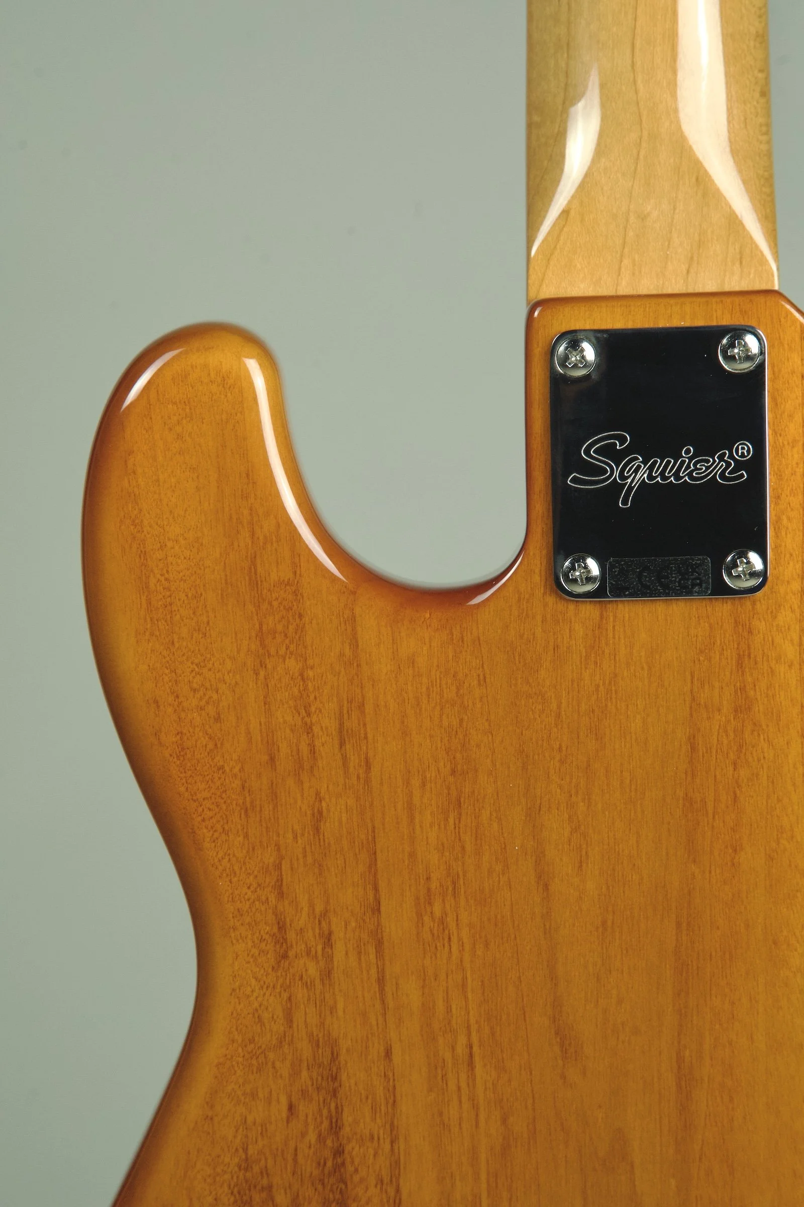 Squier Classic Vibe Telecaster Bass Guitar10.jpeg