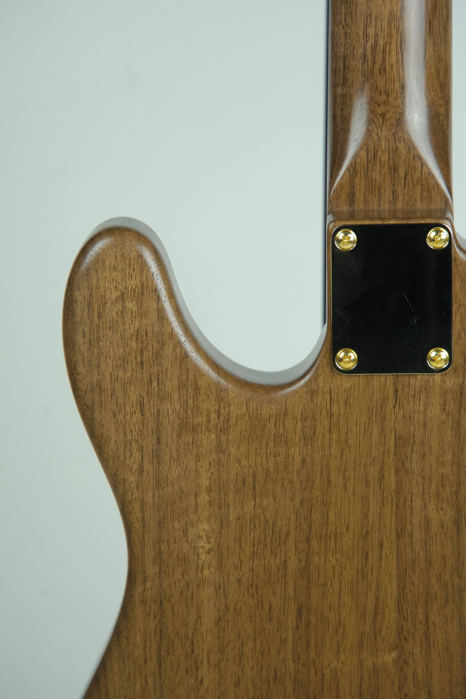 Stosh T-3 Electric Guitar - Natural Walnut20.jpeg