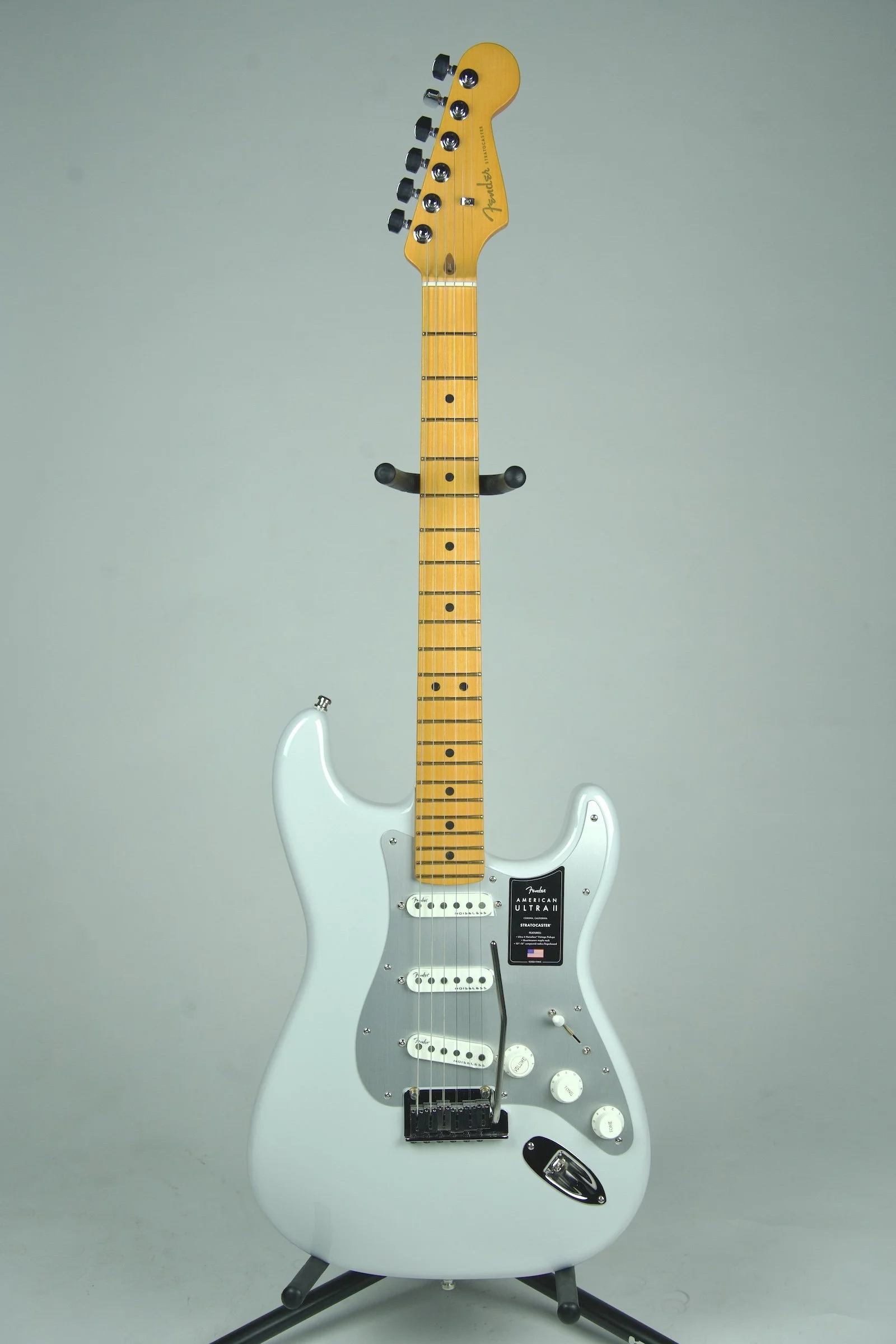 Fender American Ultra II Stratocaster Electric Guitar - Avalanche1.jpeg (Copy)