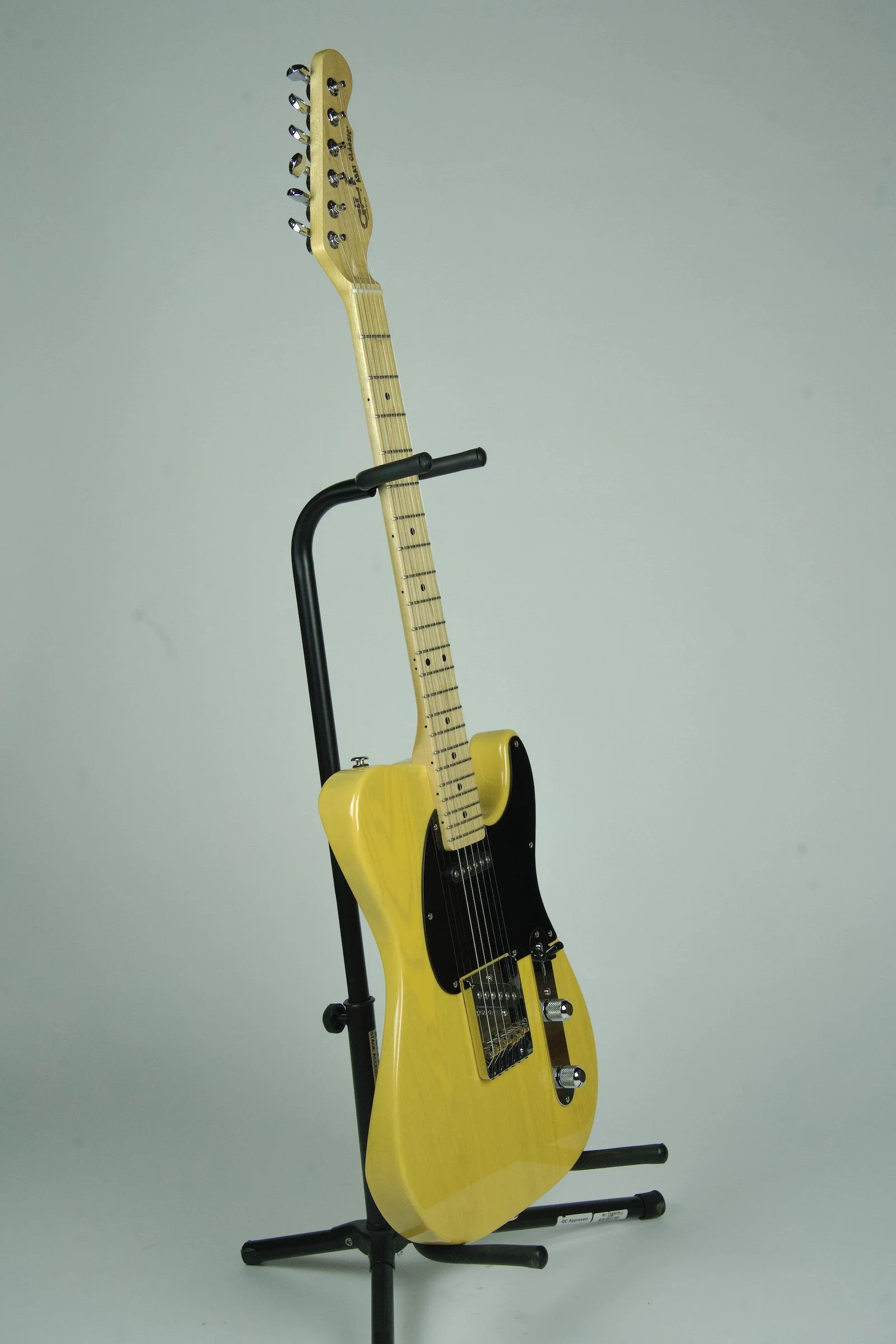 G&L Deluxe ASAT Classic Electric Guitar - Butterscotch 20.jpeg