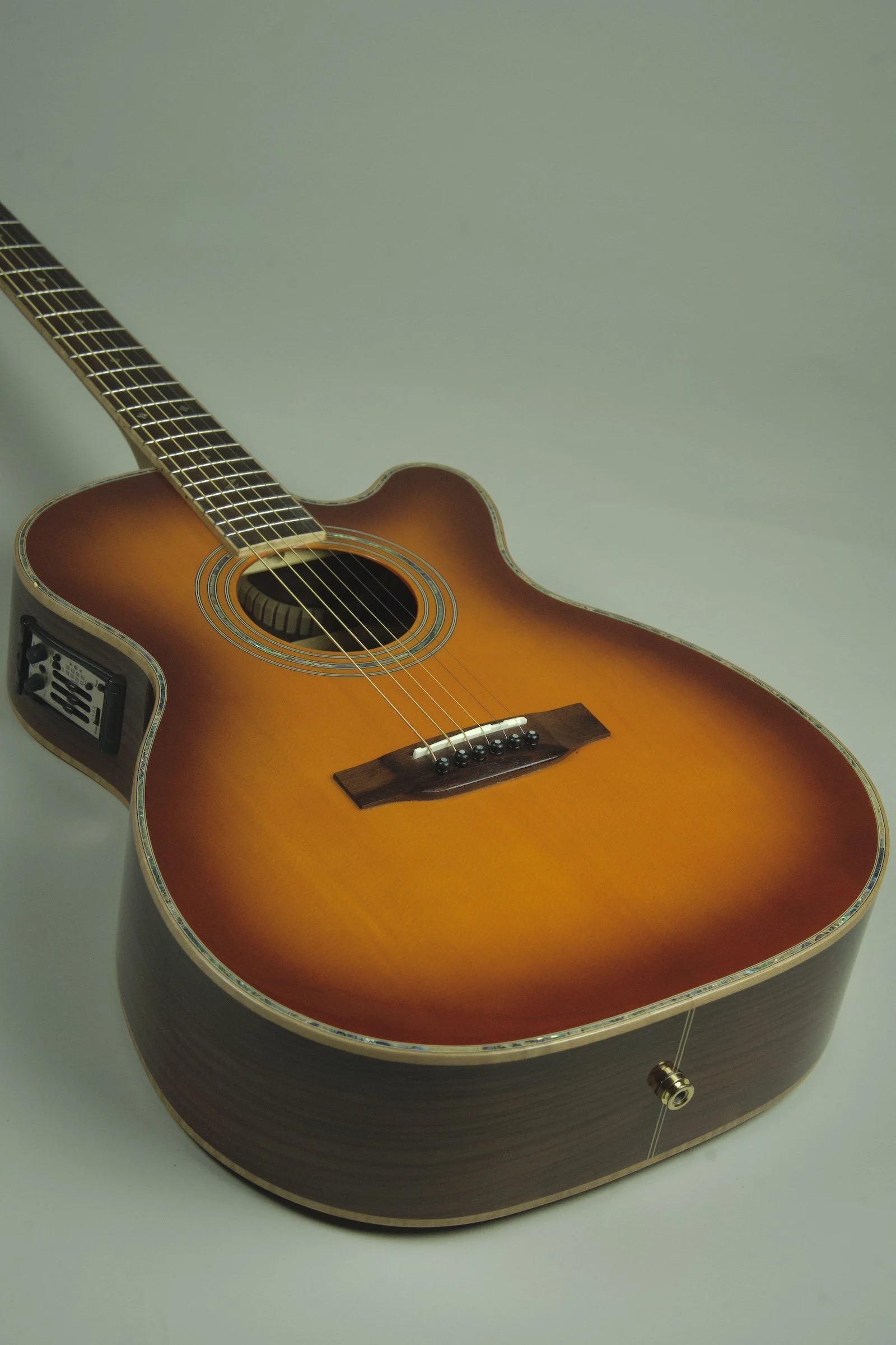 Used Zager ZAD900 OMCE Acoustic Electric Guitar23.jpeg