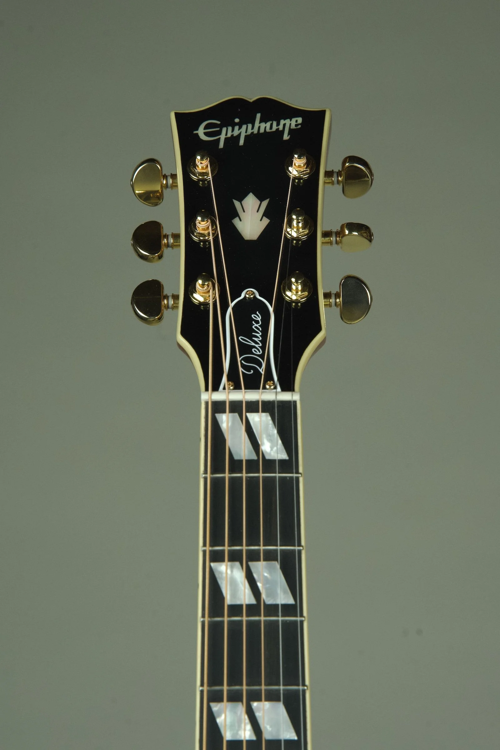 Used Epiphone Hummingbird Acoustic Guitar 6.jpeg
