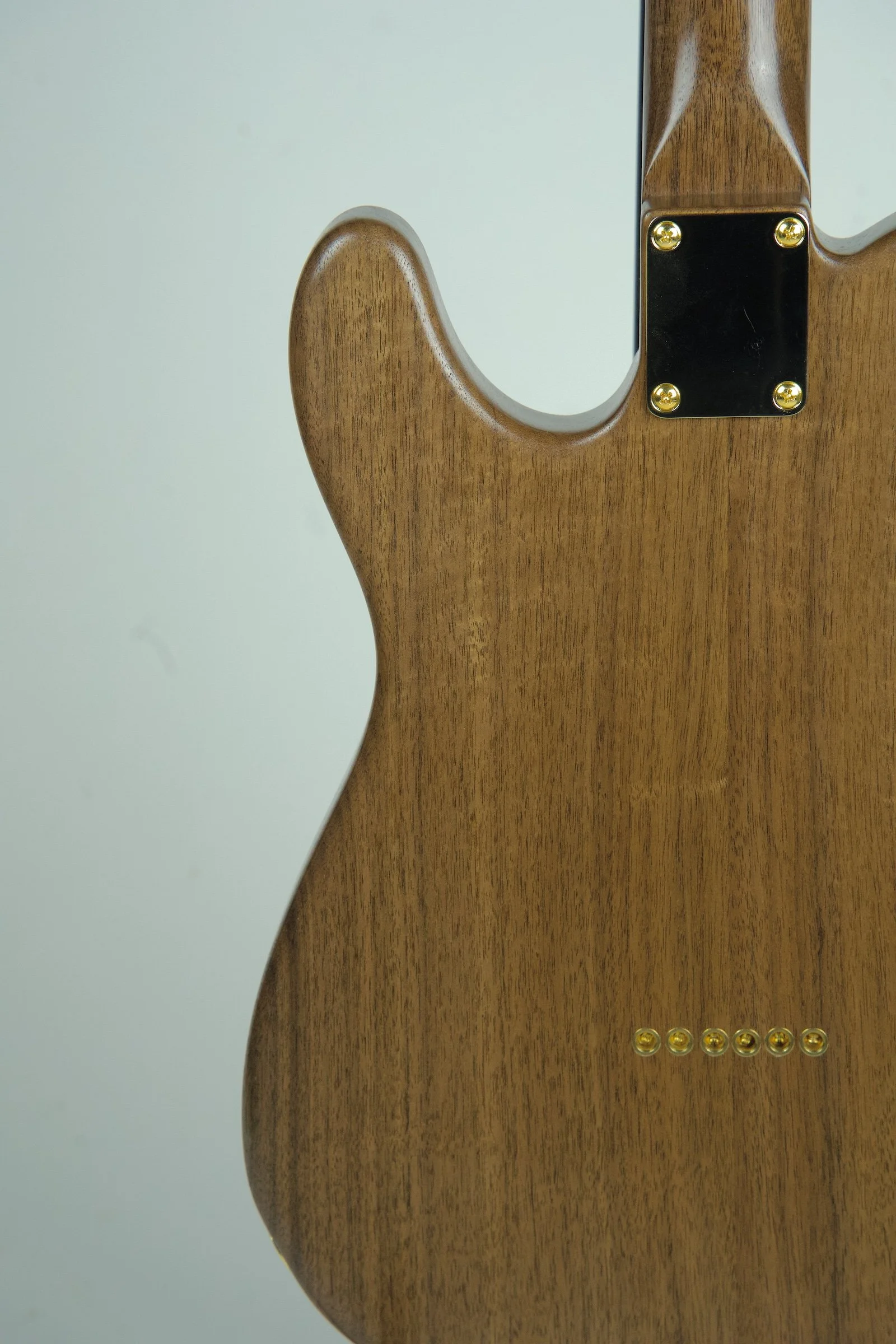Stosh T-3 Electric Guitar - Natural Walnut19.jpeg