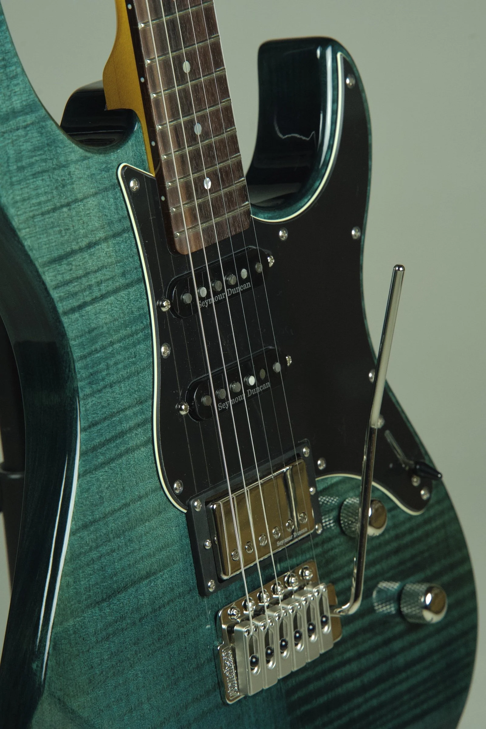 Yamaha Pacifica PAC612VIIFM Electric Guitar - Indigo Blue15.jpeg