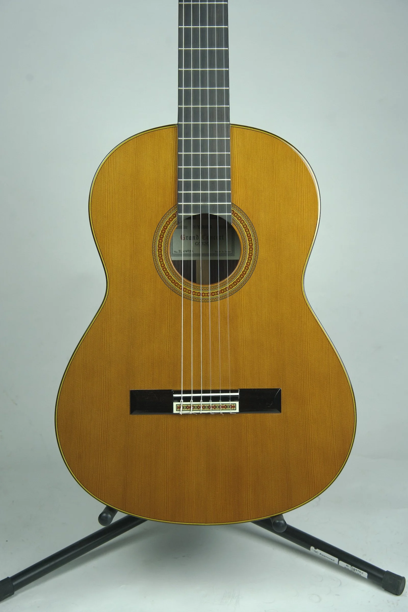 Yamaha Red Label GC32 Classical Guitar 1.jpeg