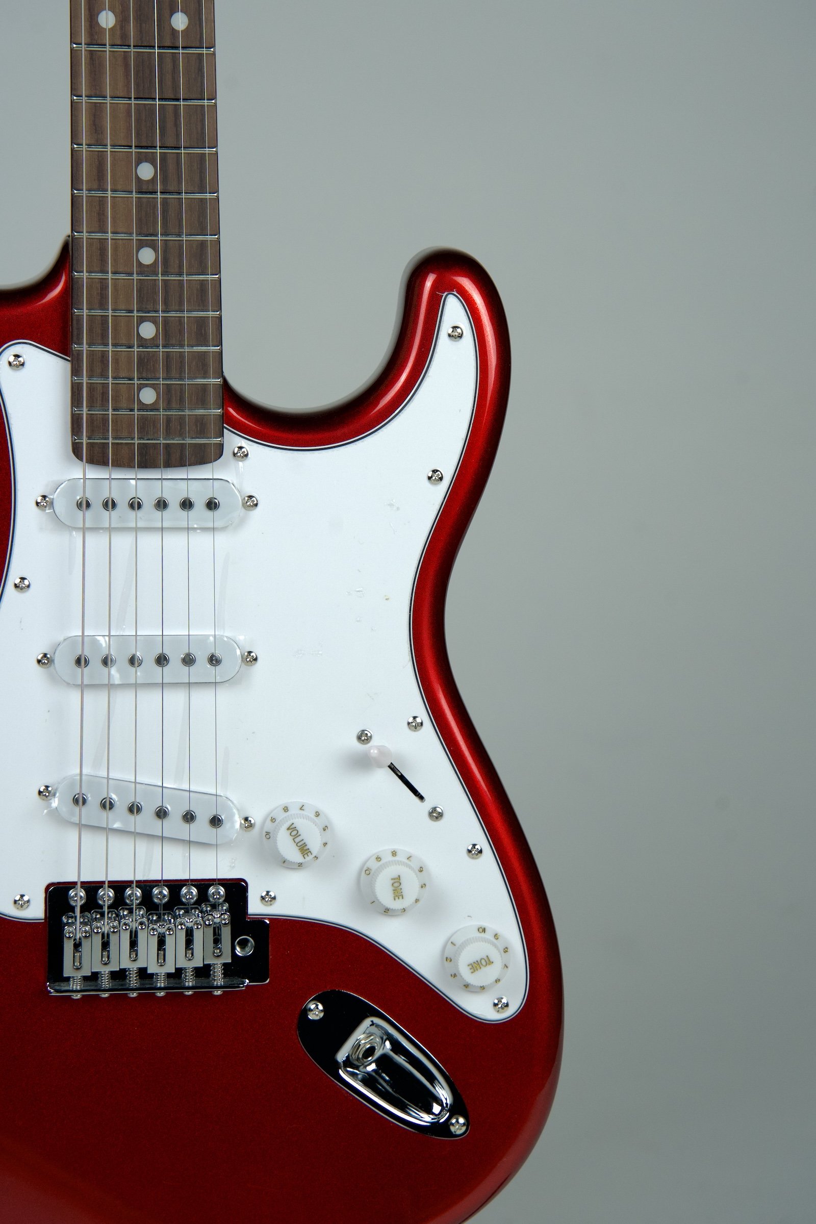 DGL 2025 Holiday Guitar Pack 4.jpeg