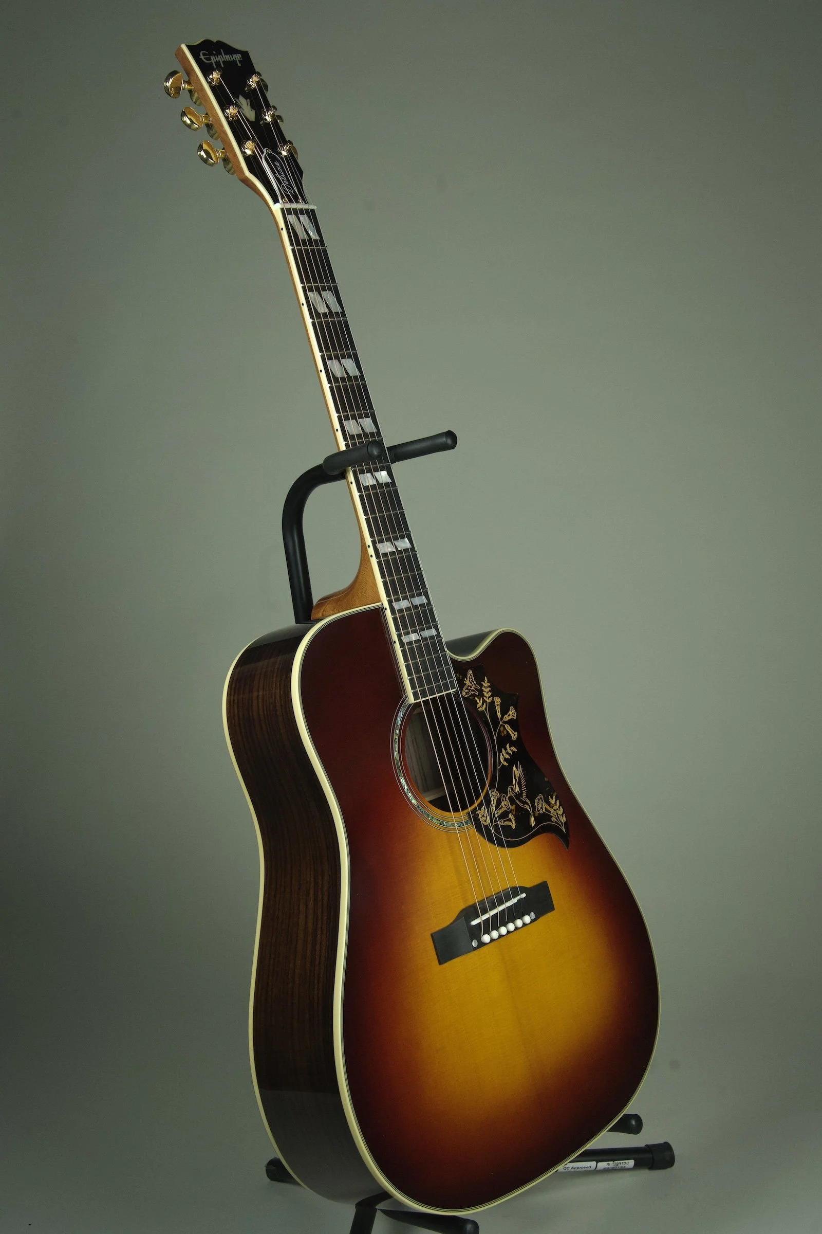 Used Epiphone Hummingbird Acoustic Guitar 18.jpeg