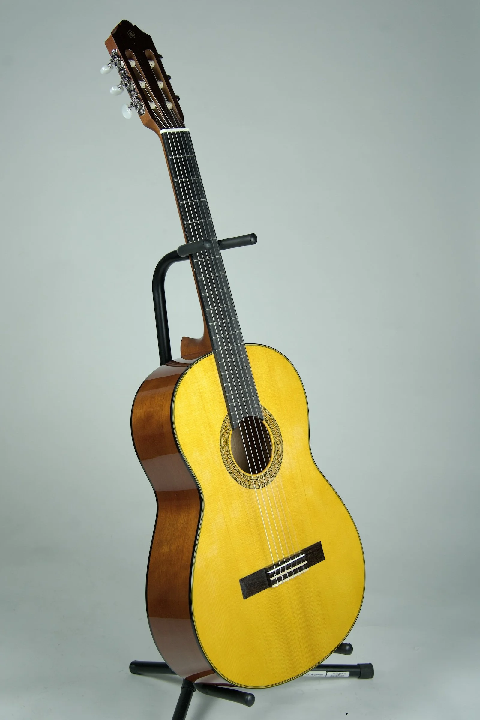 Yamaha CG142-SH Classical Guitar9.jpeg
