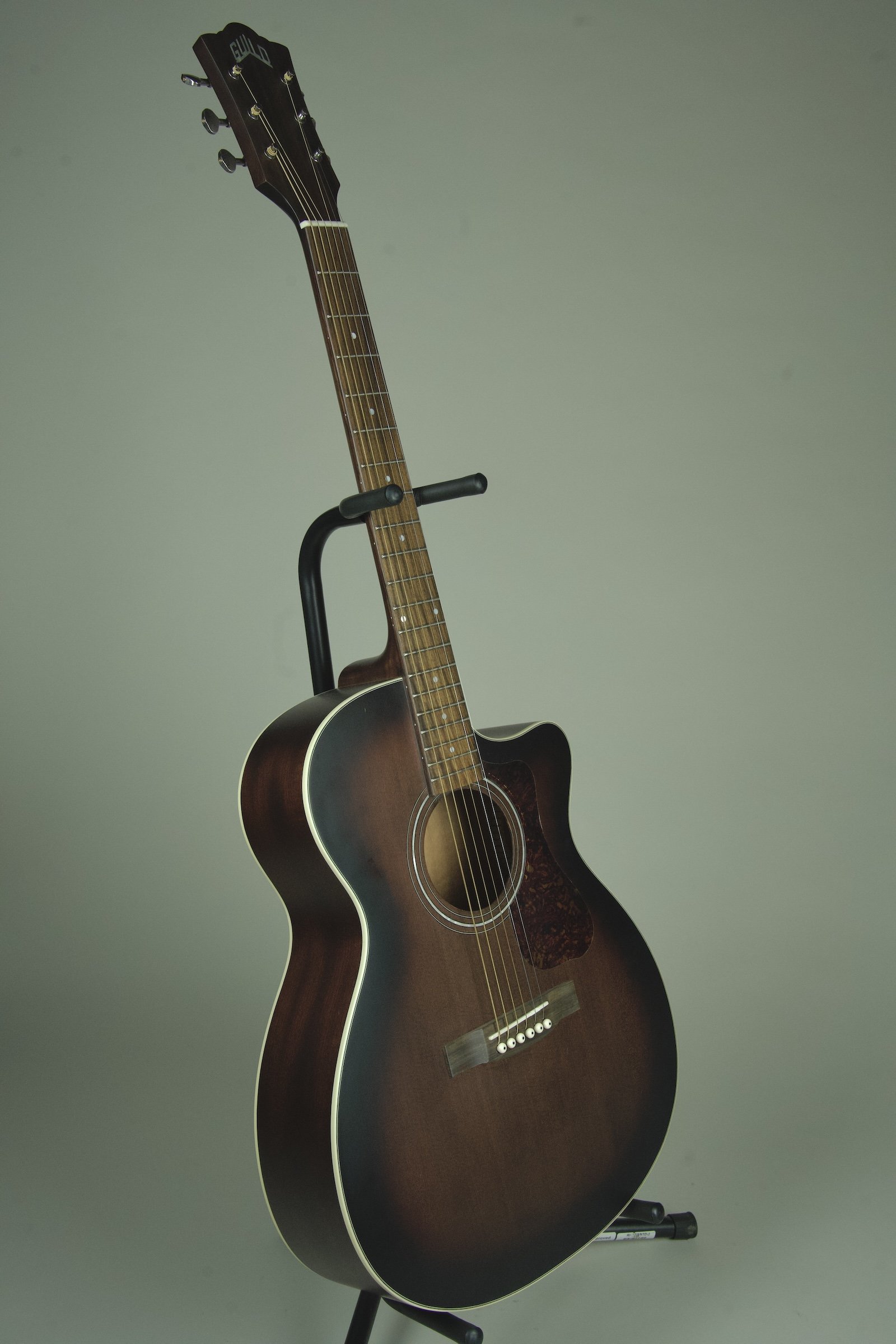 Used Guild OM-240CE Acoustic Electric Guitar - Antique Charcoal Burst9.jpeg