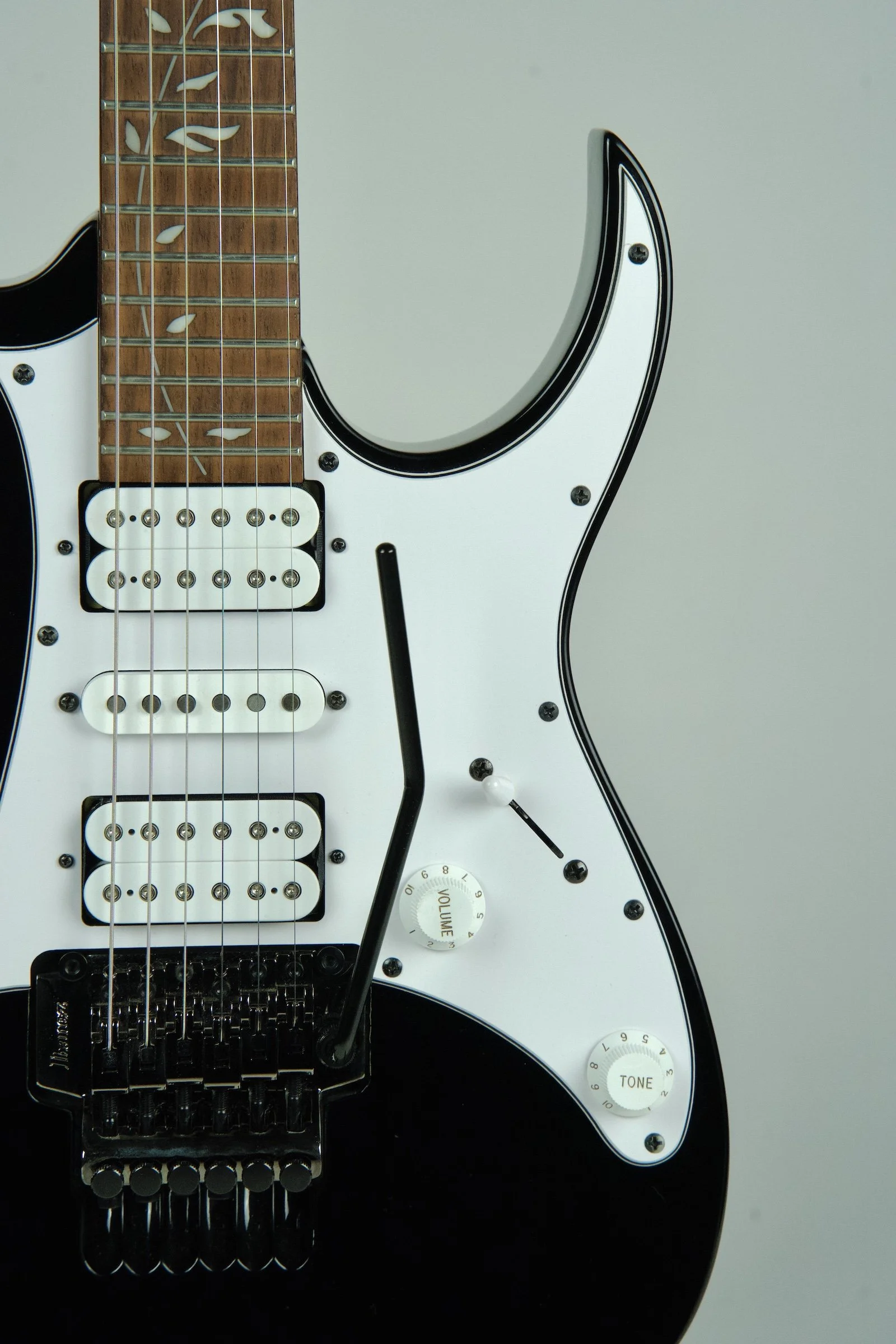 Ibanez Steve Vai Signature Jem JR Electric Guitar - Black6.jpeg