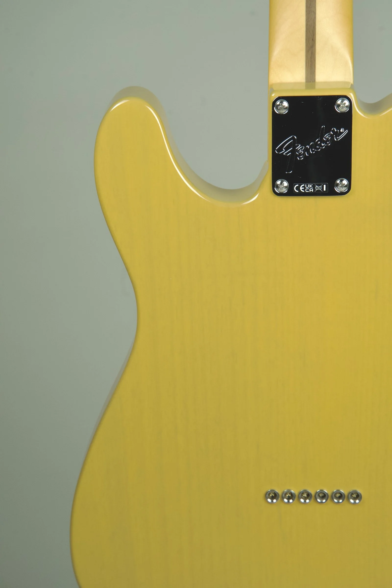 Fender American Professional Classic Telecaster Electric Guitar - Butterscotch Blonde11.jpeg