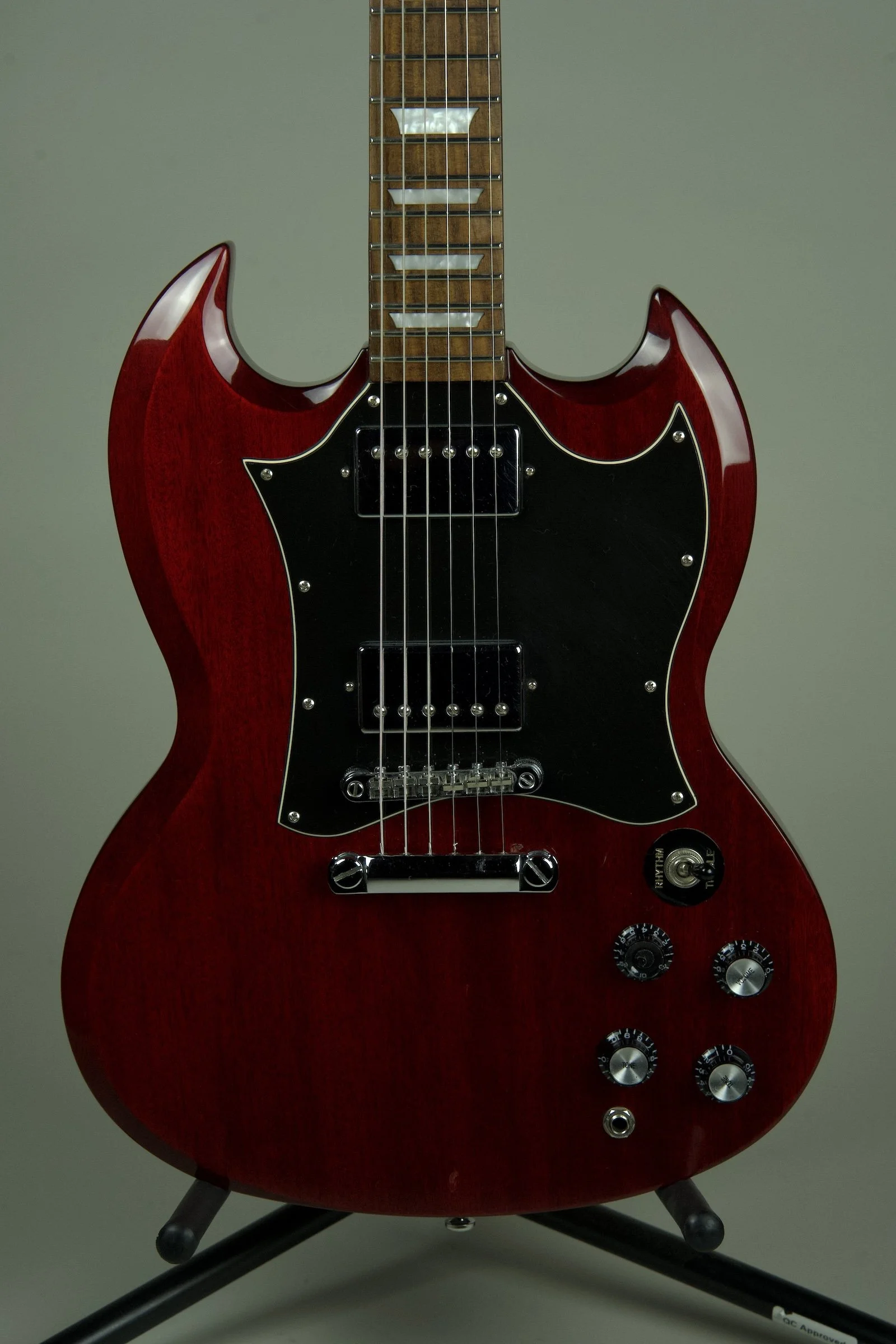 Epiphone SG Standard Electric Guitar Cherry2.jpeg