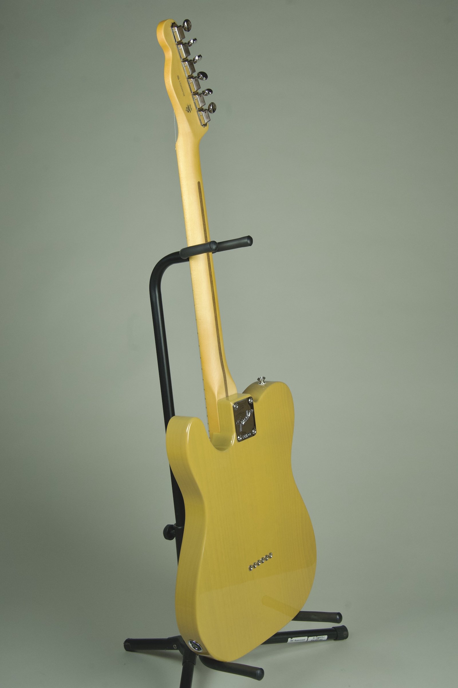 Fender American Professional Classic Telecaster Electric Guitar - Butterscotch Blonde18.jpeg