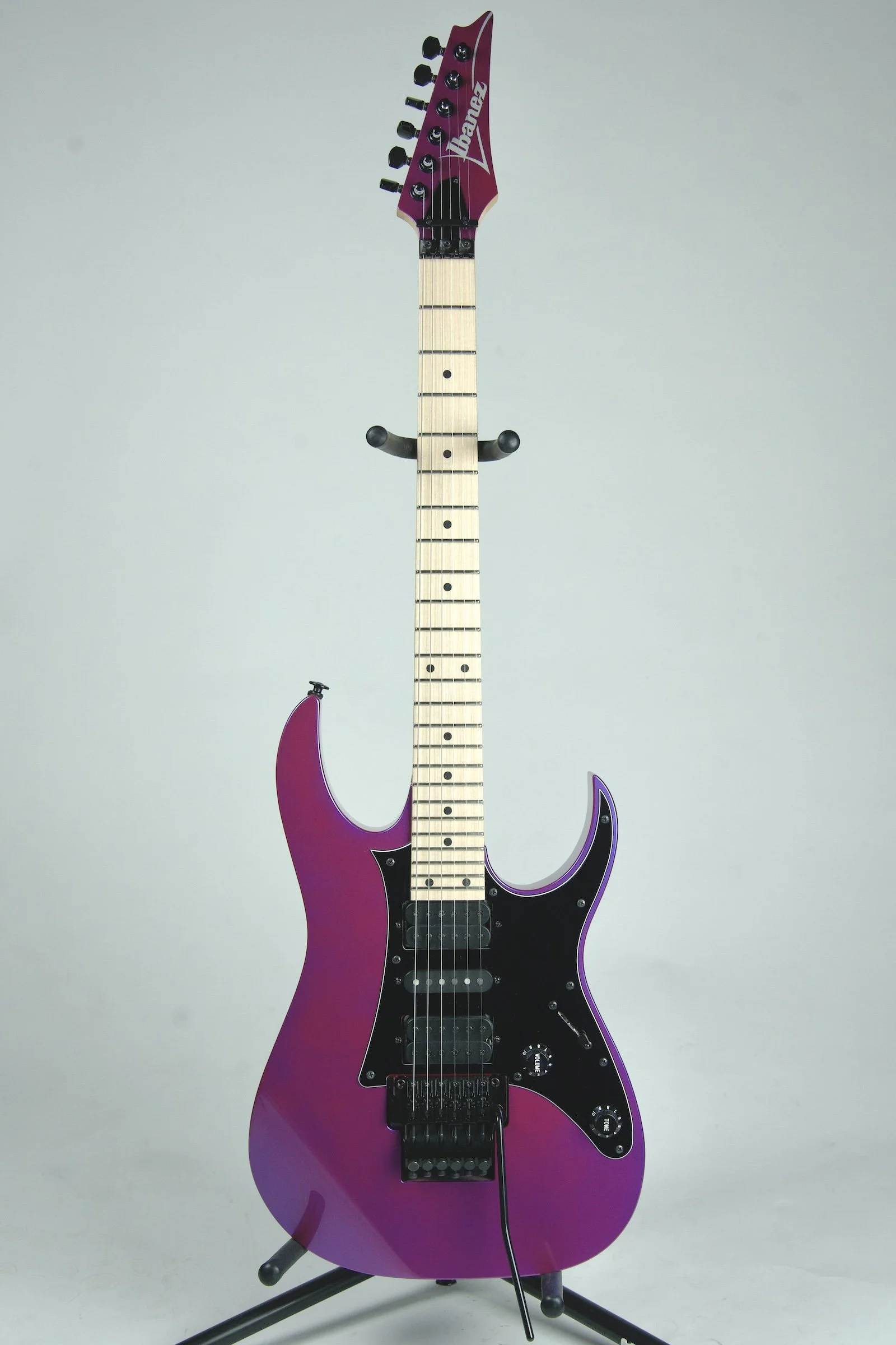 Used Ibanez RG550 Electric Guitar Purple Neon10.jpeg