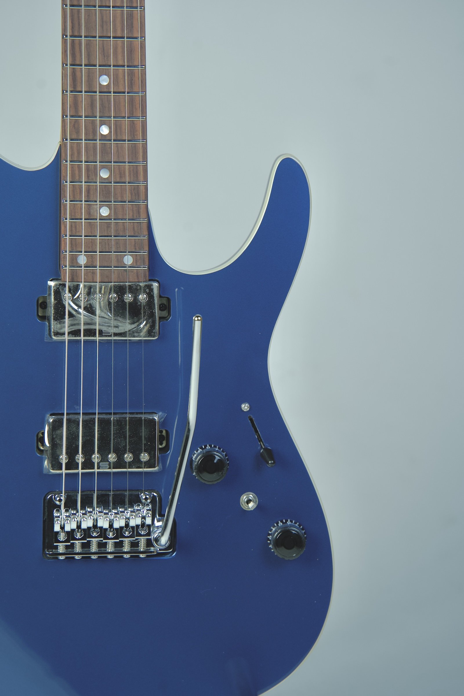 Ibanez Premioum AZ42P1 Electric Guitar Prussian Blue Metallic5.jpeg