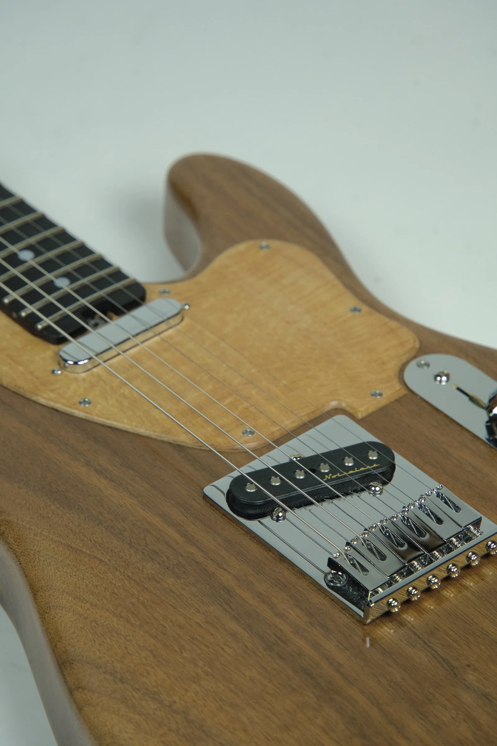 Stosh T-2 Electric Guitar - Natural Walnut25.jpeg