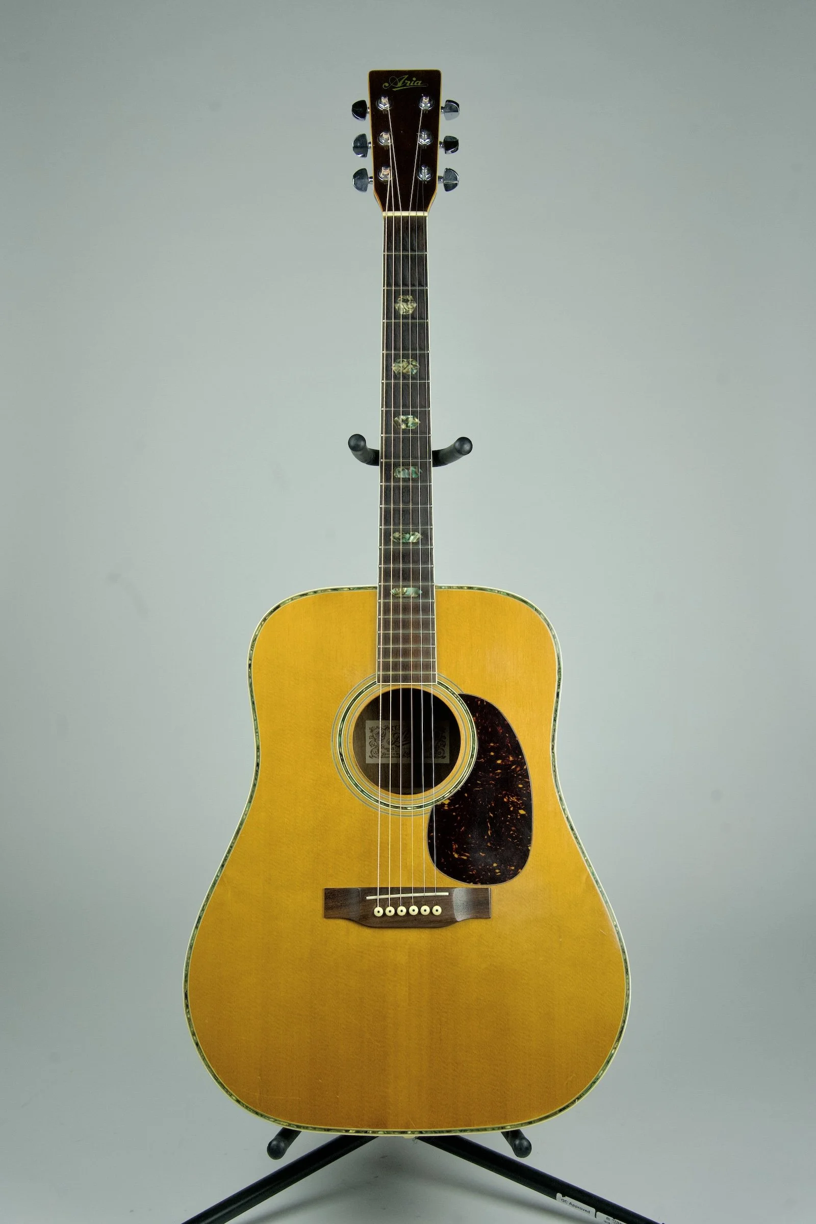 Used 1970s Aria WJ-3001.jpeg