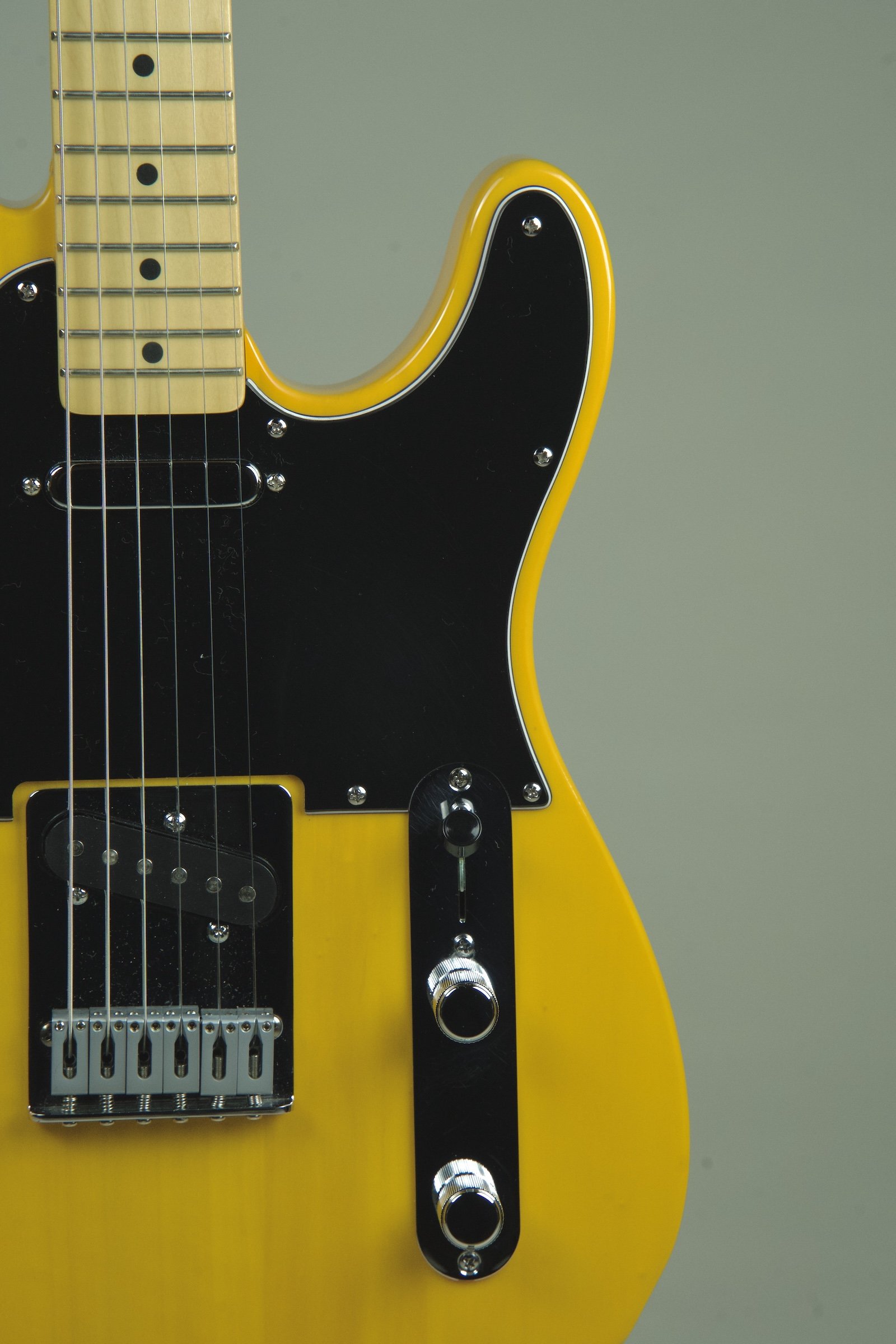 Used Fender Standard Telecaster - Butterscotch4.jpeg