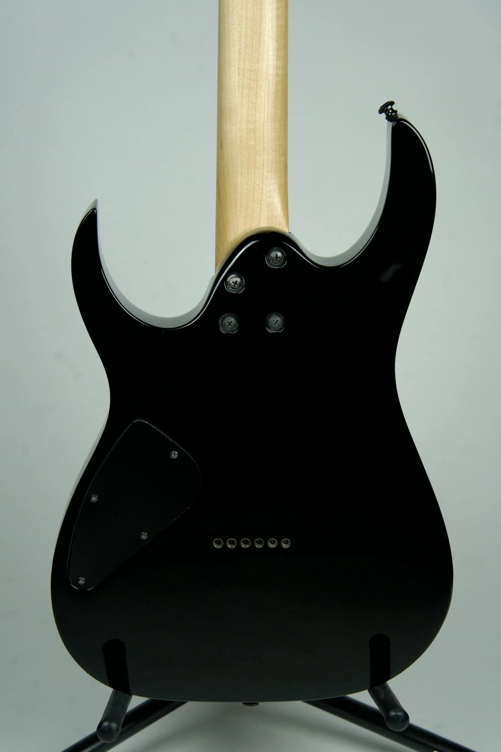 Used Ibanez RG2EX1 Electric Guitar - Black7.jpeg