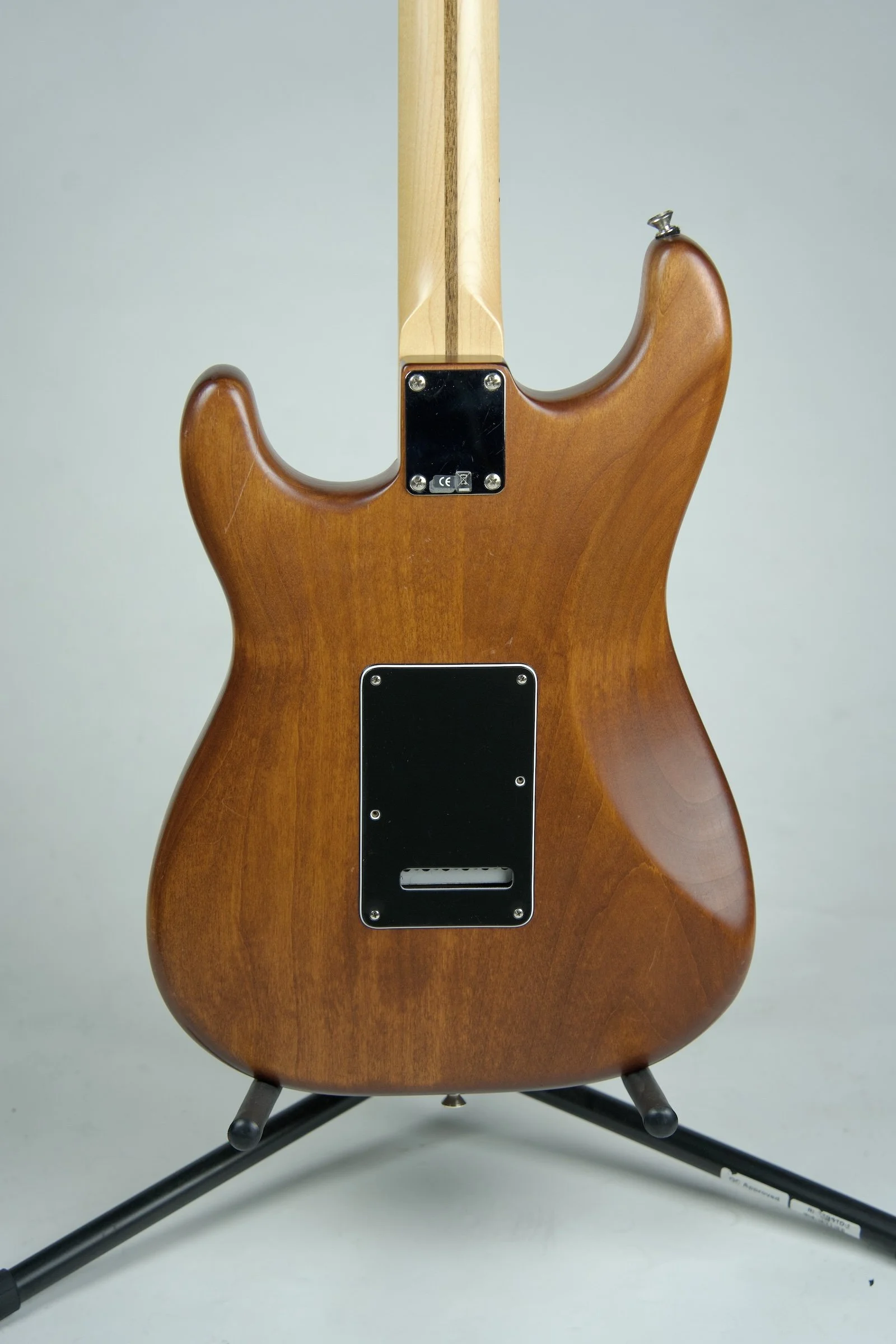 Used 2012 USA Fender Stratocaster FSR Honeyburst Electric Guitar6.jpeg