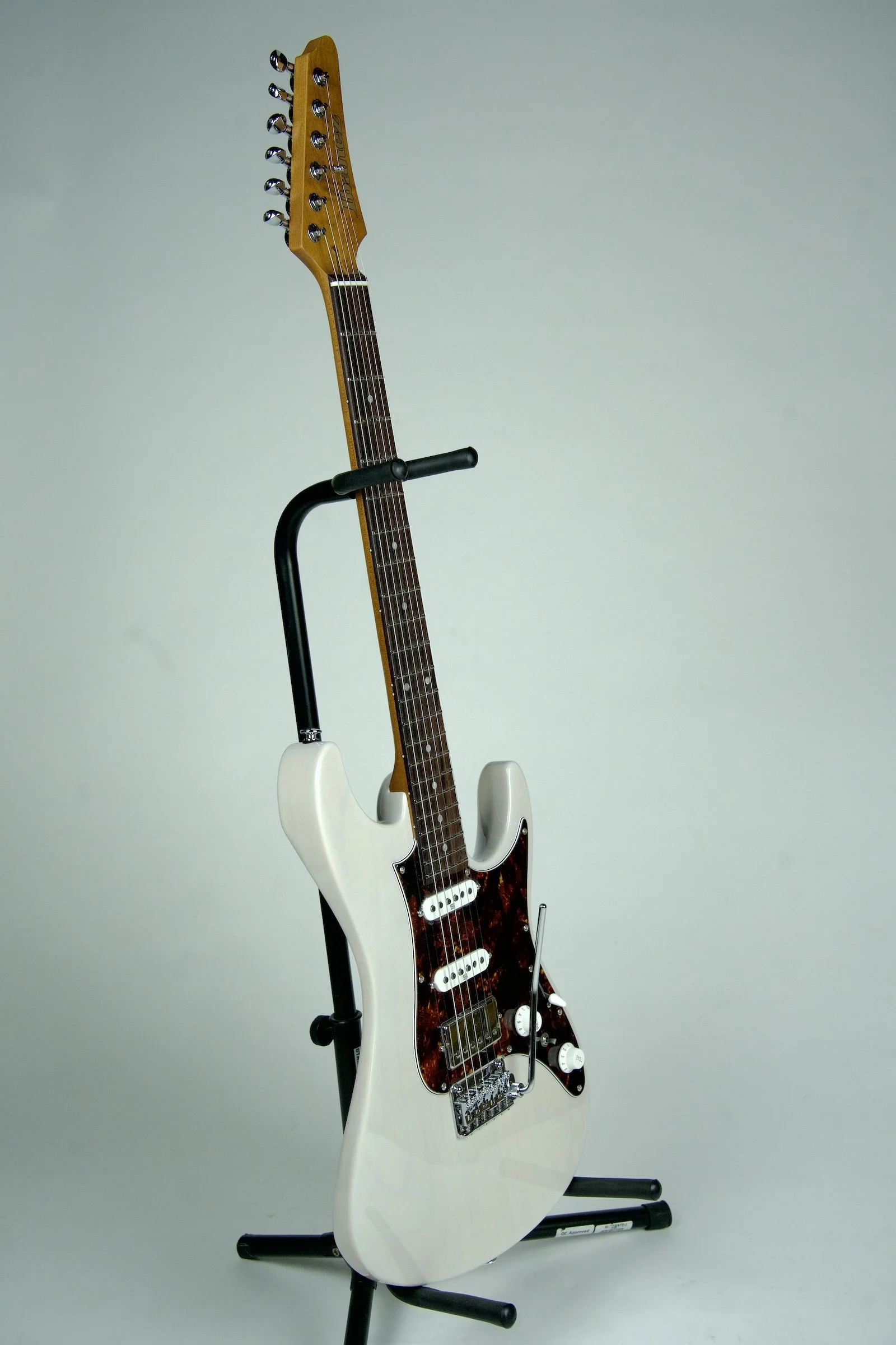 Ibanez Prestige AZ2204N Electric Guitar - Antique White Blonde11.jpeg