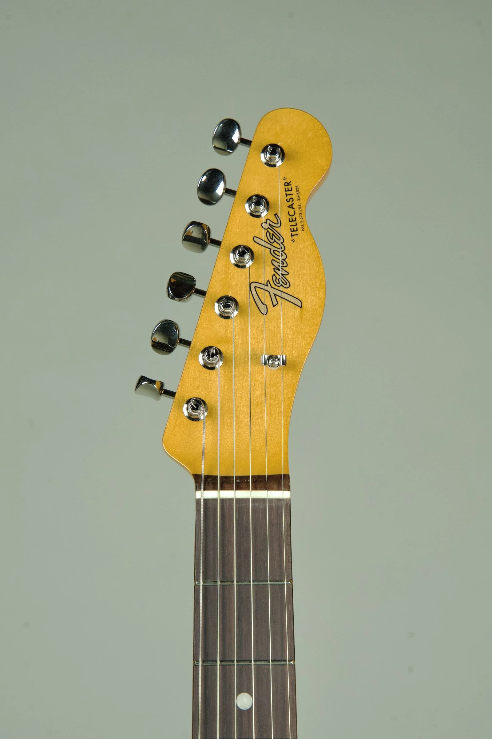 Fender Vintera III Mid '60s Telecaster Electric Guitar - Vintage Blonde, Ash Body3.jpeg