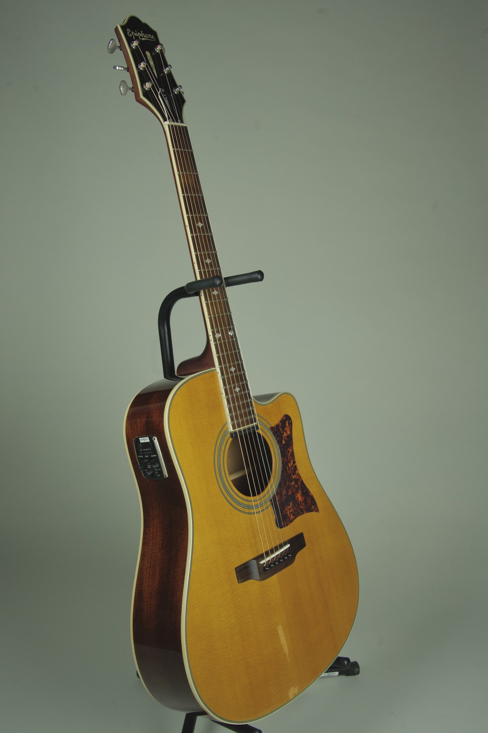Used Epiphone Masterbilt DR-500MCE Acoustic Electric Guitar 17.jpeg