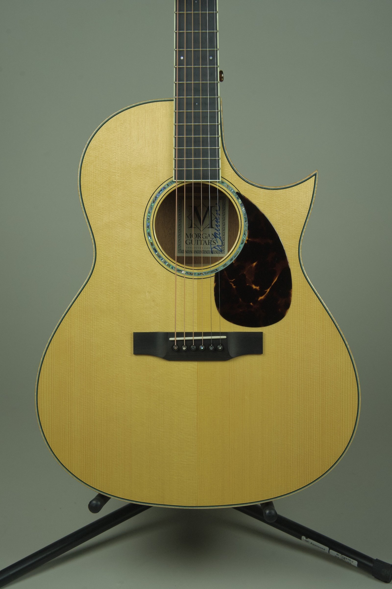 Used Morgan Concert Florentine Cutaway Acoustic Electric Guitar