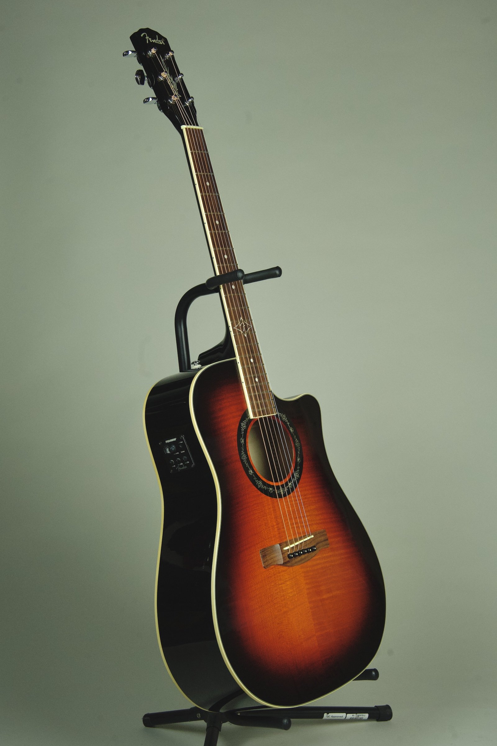 Used Fender T-Bucket 300ce Acoustic Electric Guitar - 3-Color Sunburst 11.jpeg
