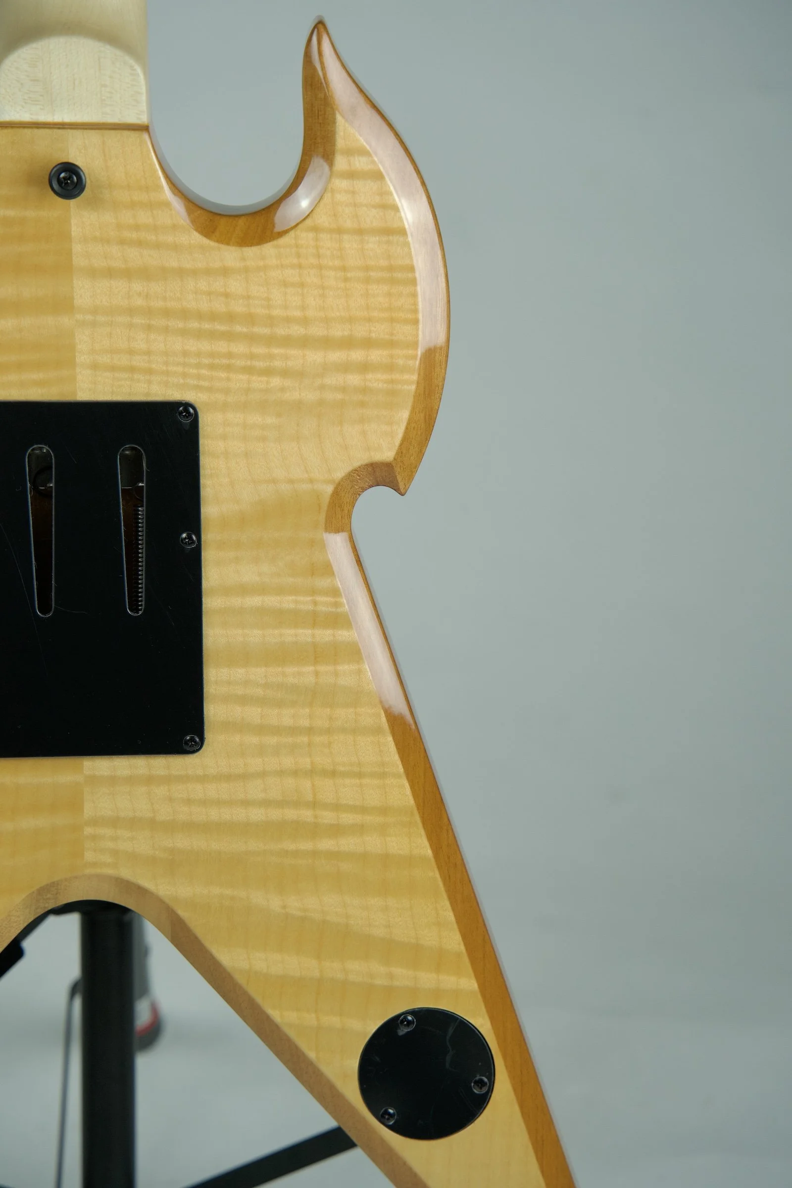 Wylde Audio Warhammer FR Electric Guitar Norse Dragon16.jpeg