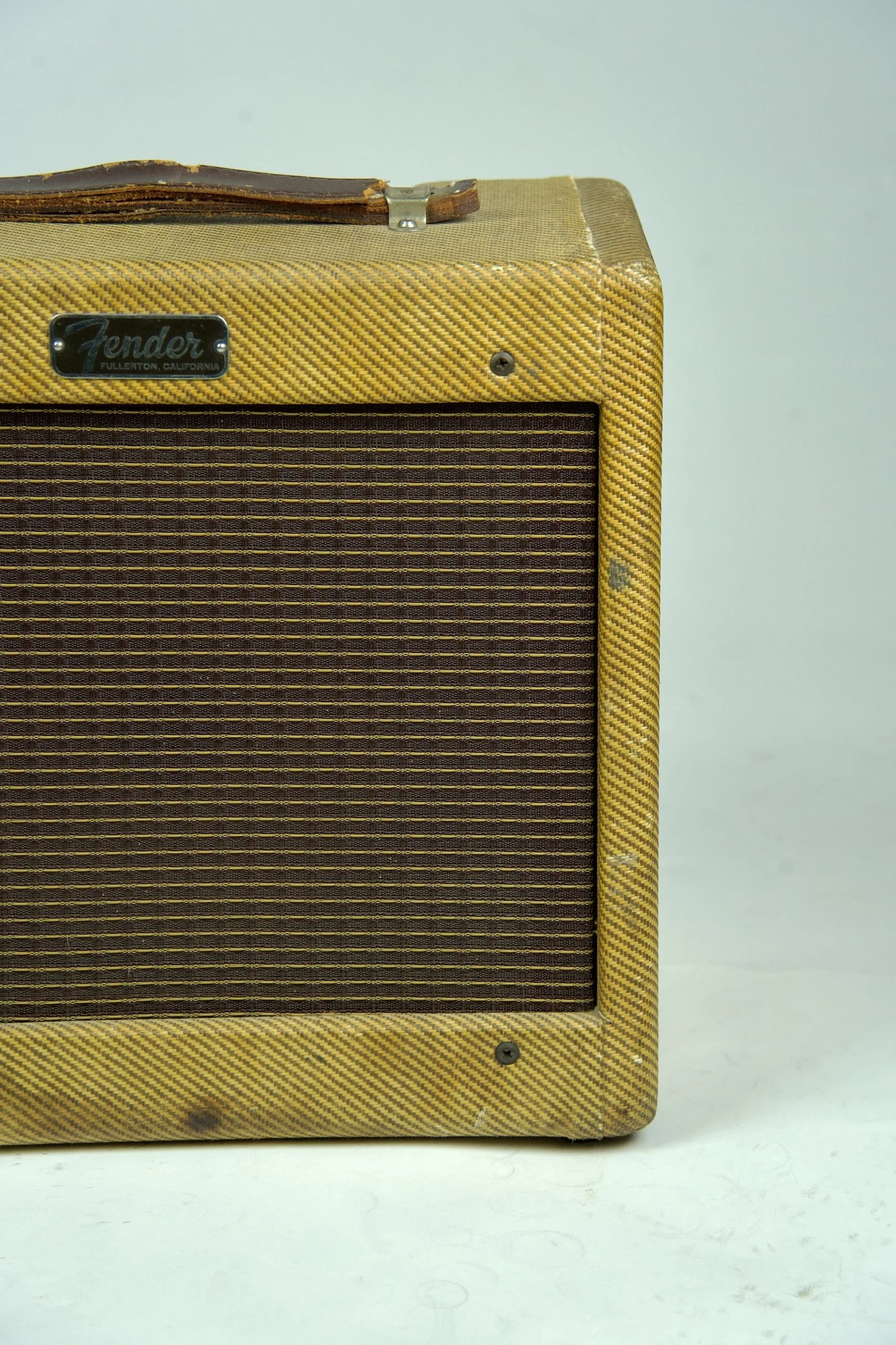 Used 1963 USA Fender 5F1 Champ Guitar Amplifier3.jpeg