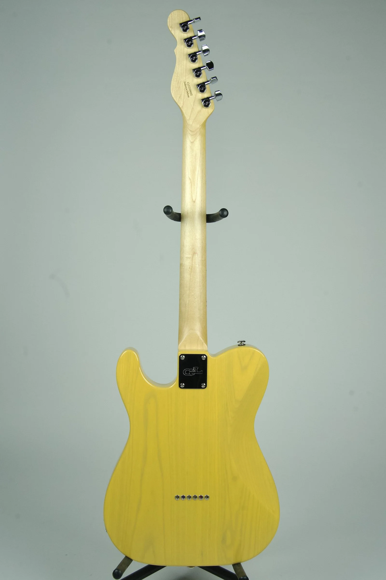 G&L Deluxe ASAT Classic Electric Guitar - Butterscotch 13.jpeg