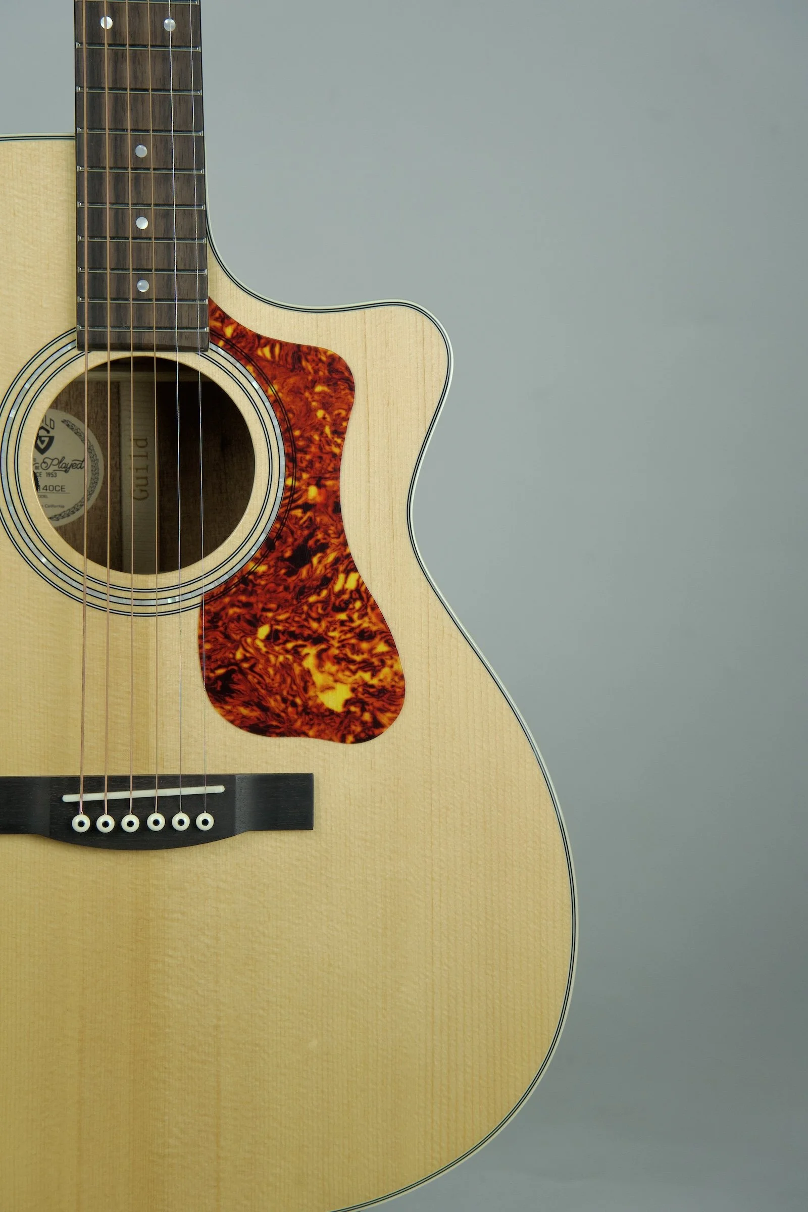 Guild OM-140ce Acoustic Electric Guitar23.jpeg