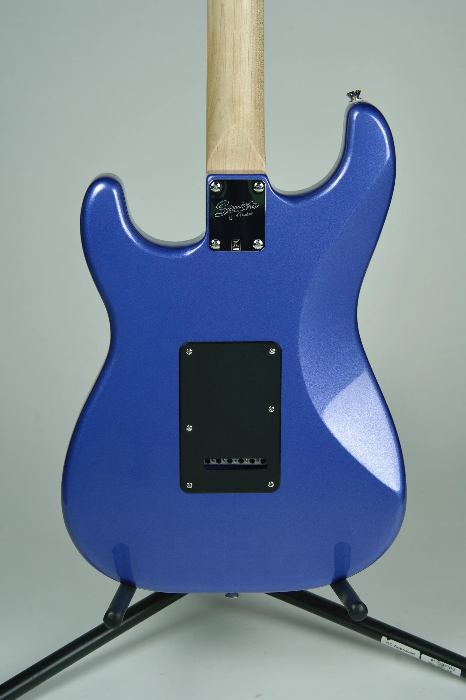 Used 2018 Squier Contemporary HSS Stratocaster Electric Guitar - Ocean Blue Metallic7.jpeg