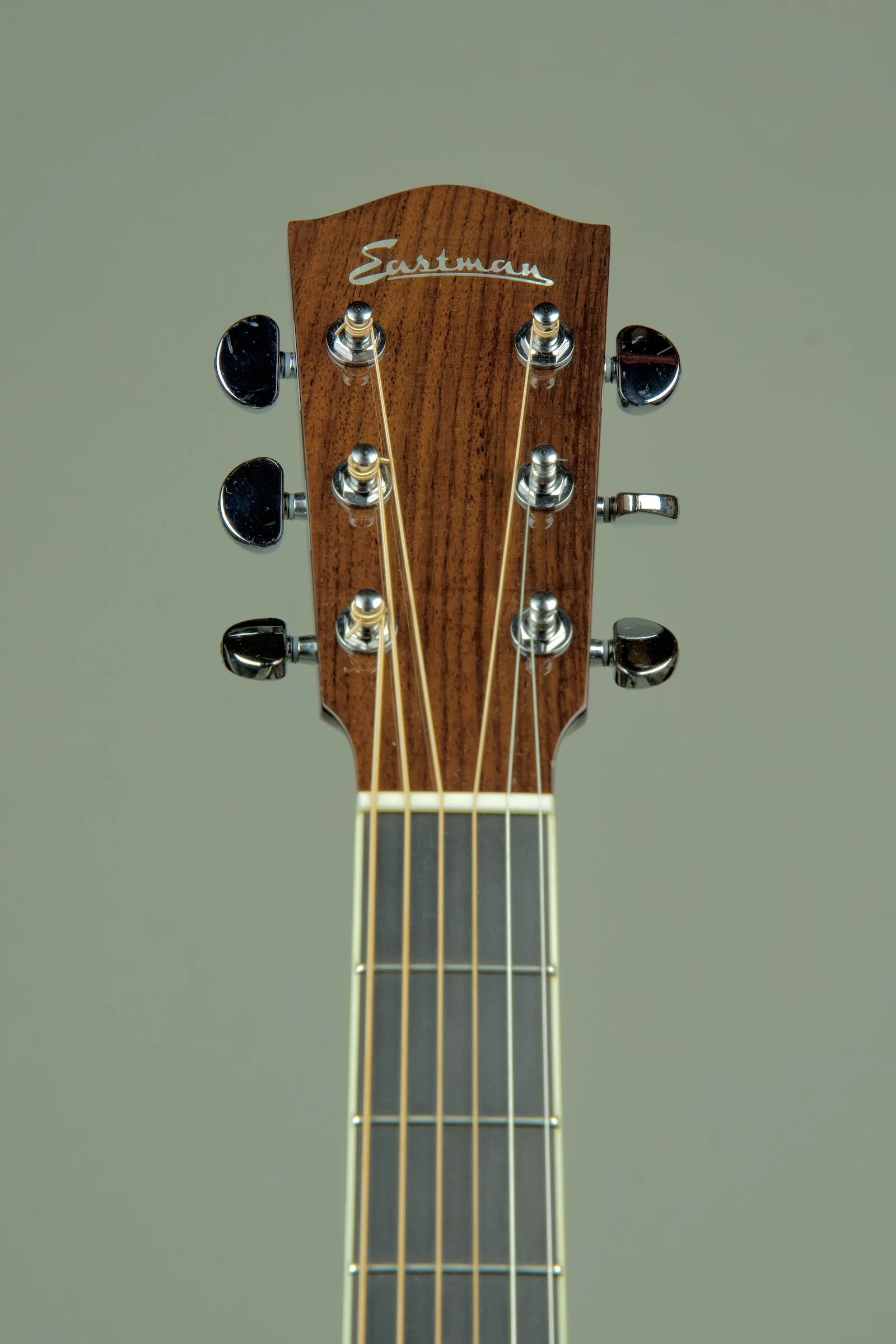 Used Eastman AC422CE Acoustic Electric Guitar8.jpeg