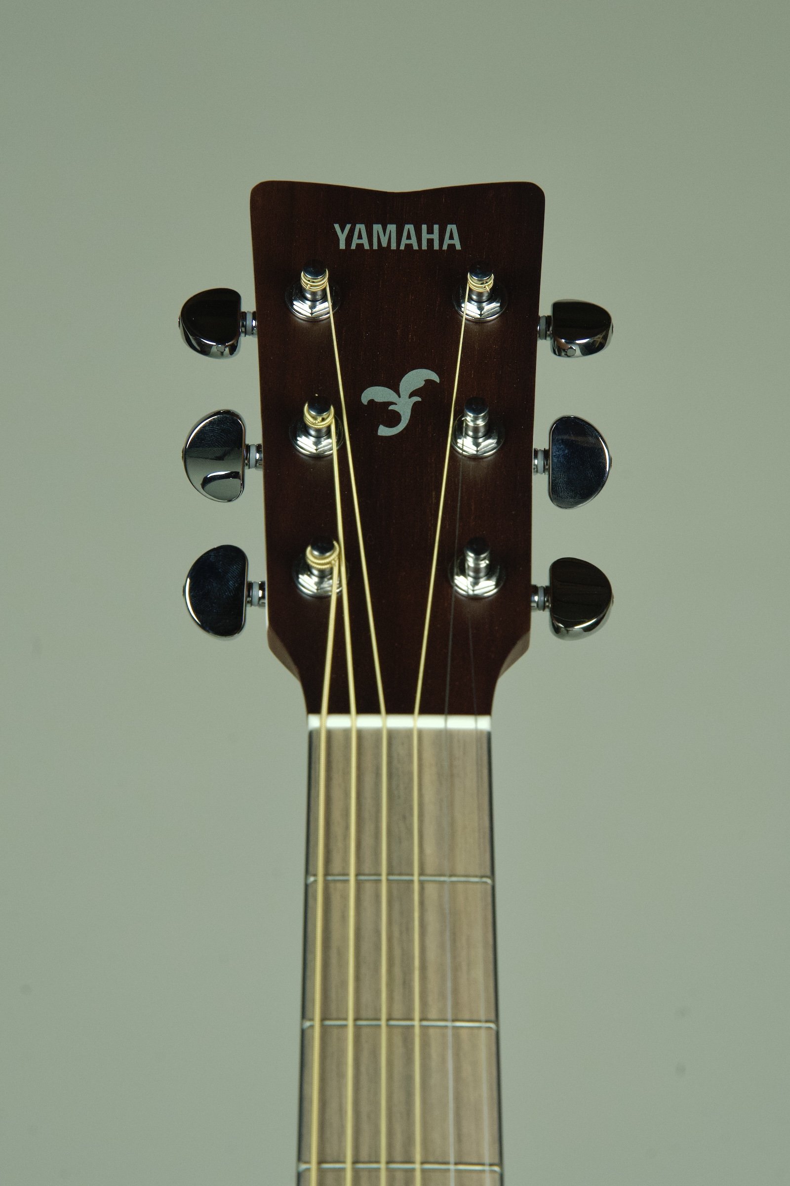 Yamaha FGX800C Dreadnought Cutaway Acoustic-electric Guitar - Natural3.jpeg