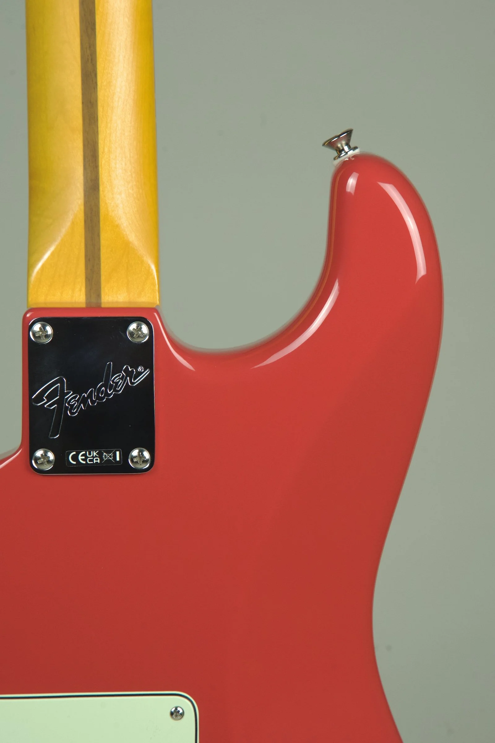 Used Fender American Professional Classic Stratocaster Electric Guitar - Faded Dakota Red14.jpeg