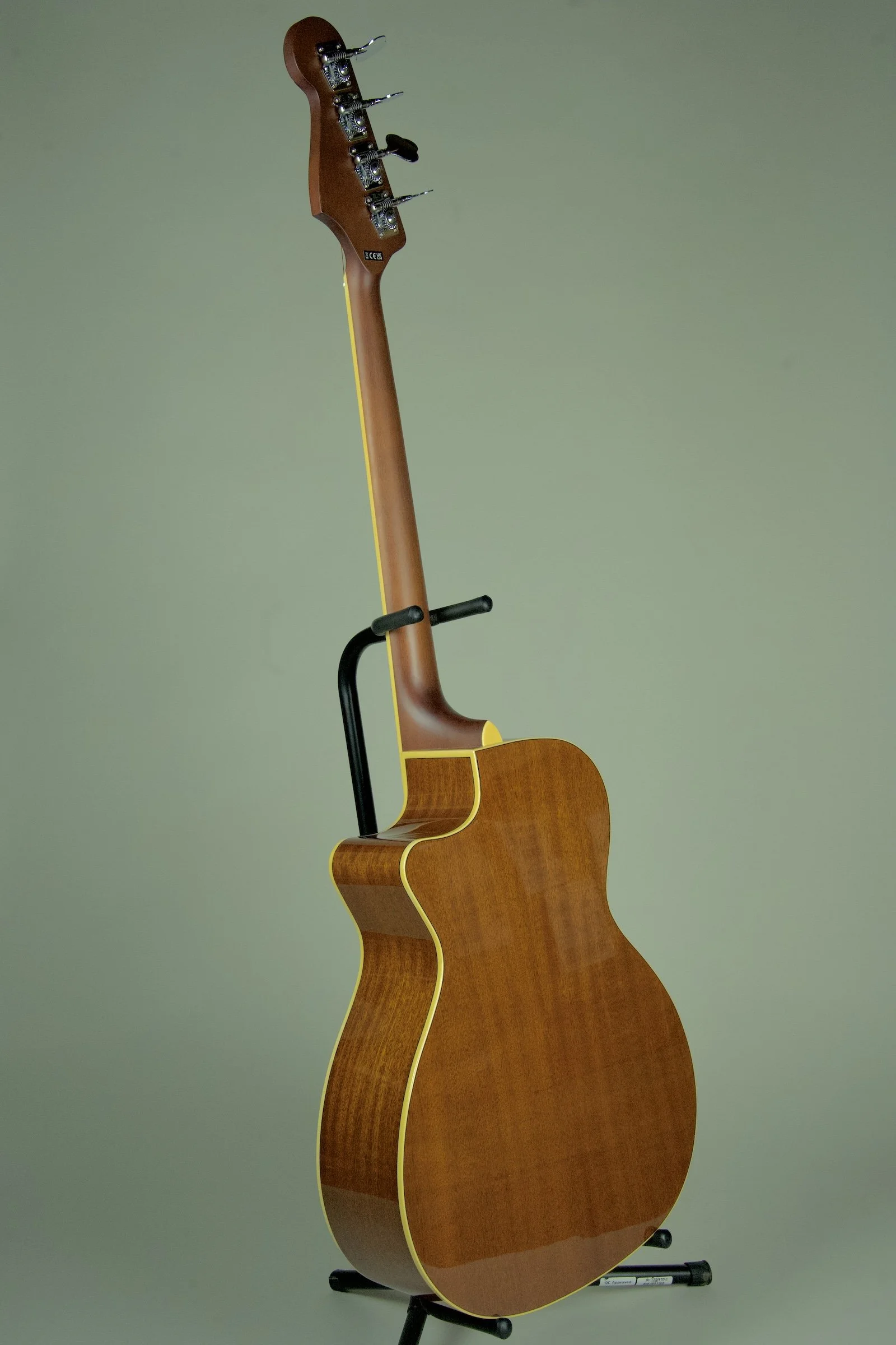 Fender Kingman Acoustic Bass Guitar - Shaded Edge Burst16.jpeg