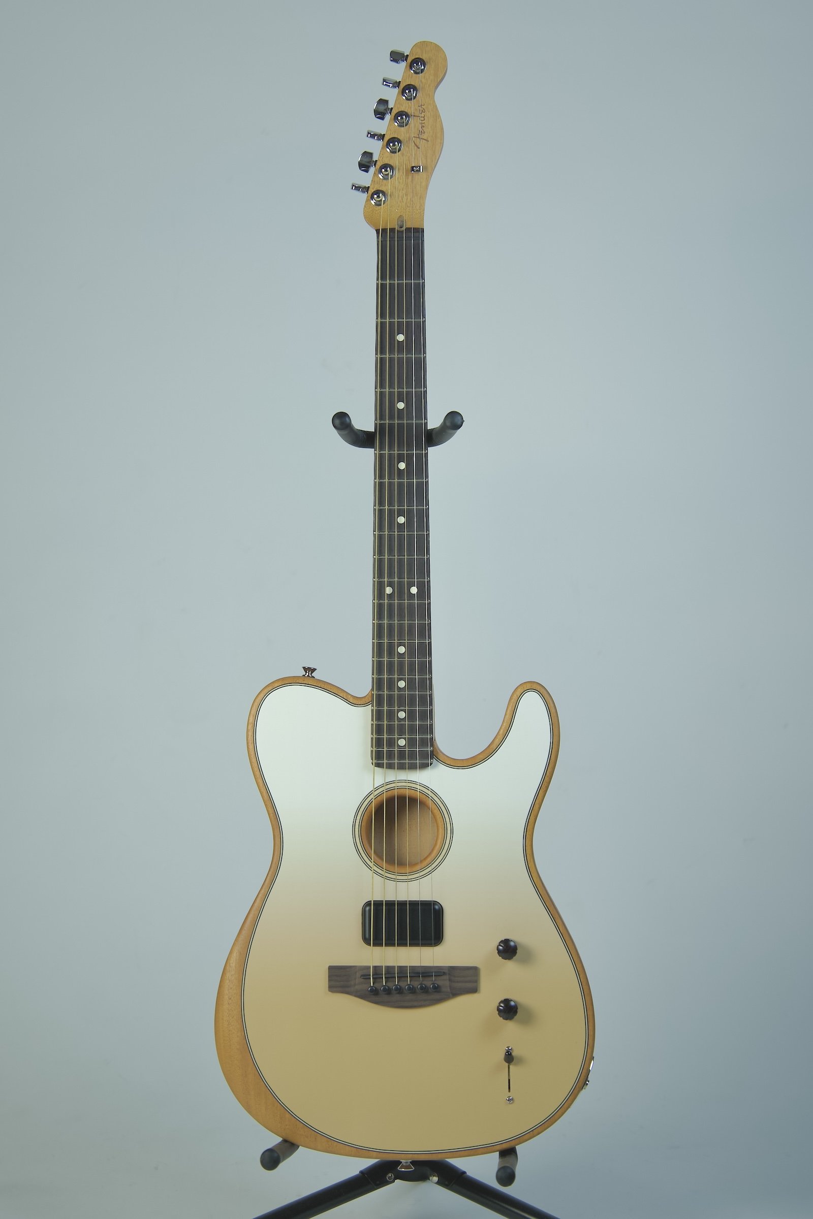 Fender Acoustasonic Finneas Telecaster1.jpeg