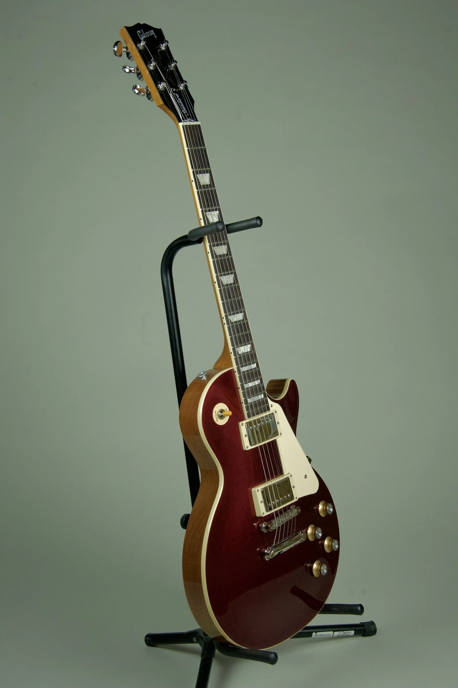 Used Gibson Les Paul Standard 60s Electric Guitar Sparkling Burgandy15.jpeg