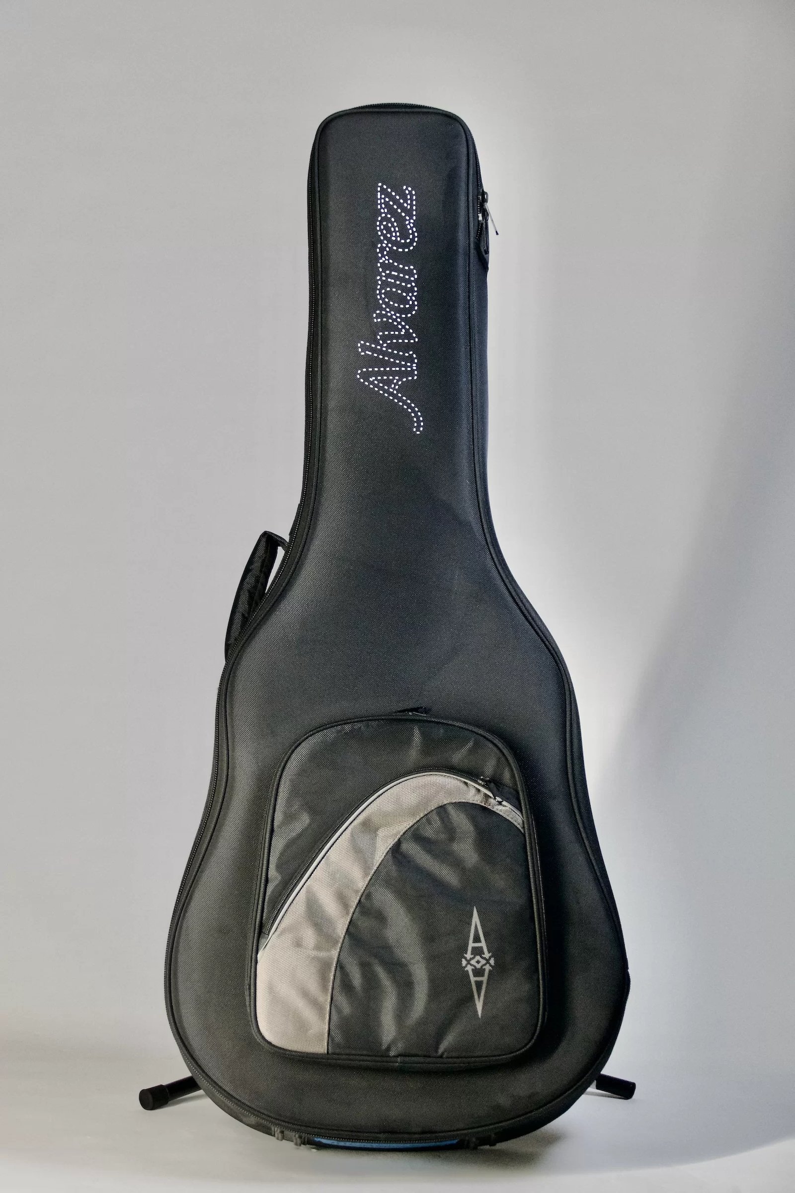Alvarez Deluxe Flexi Case.jpeg copy.jpg