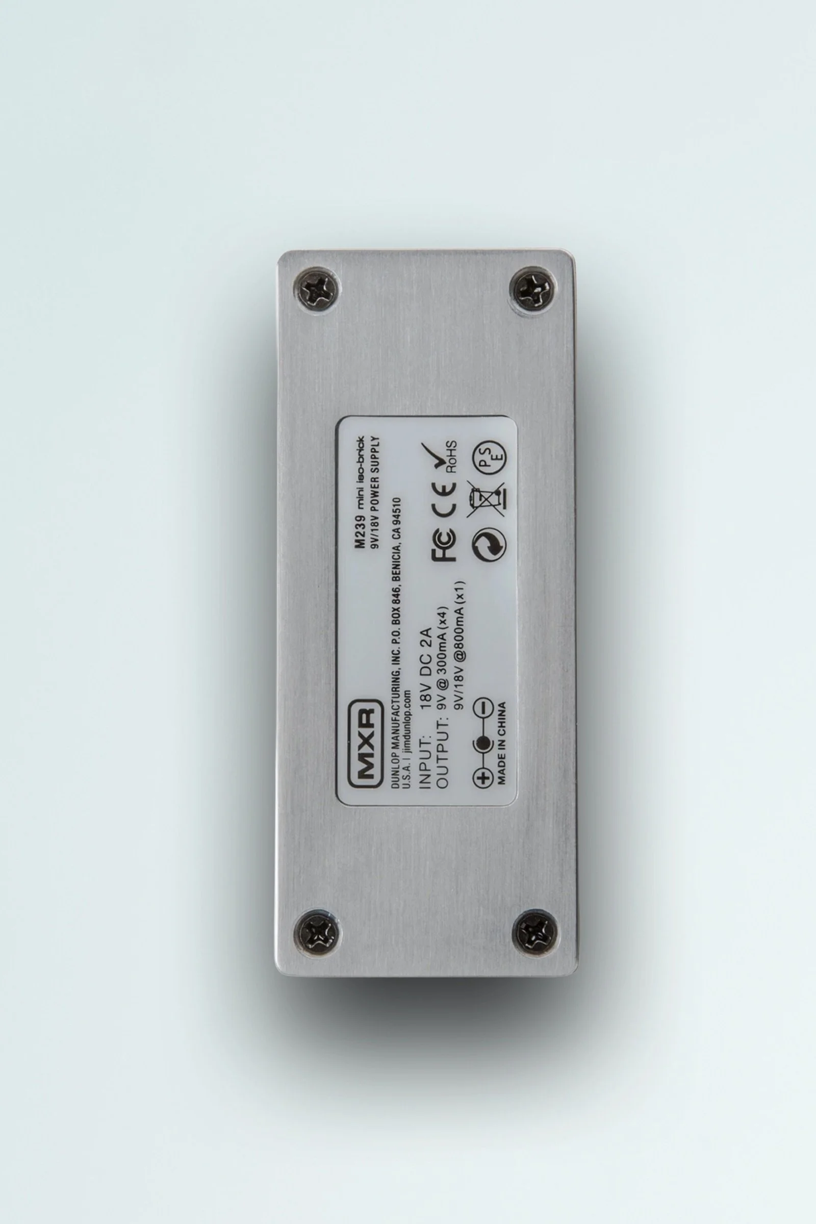MXR M239 Mini Iso-Brick Power Supply40.jpeg