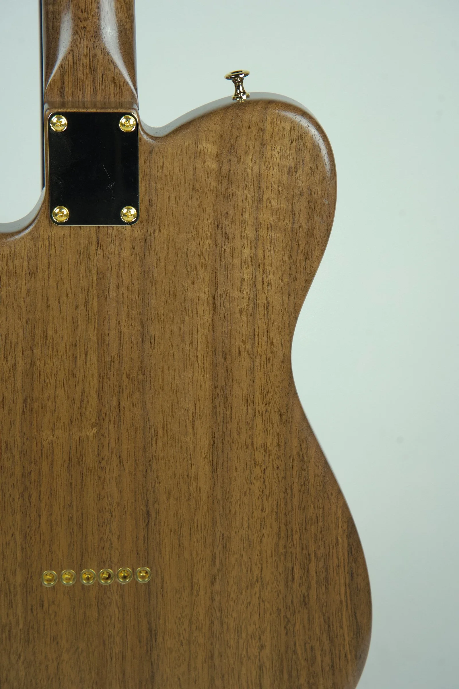 Stosh T-3 Electric Guitar - Natural Walnut21.jpeg