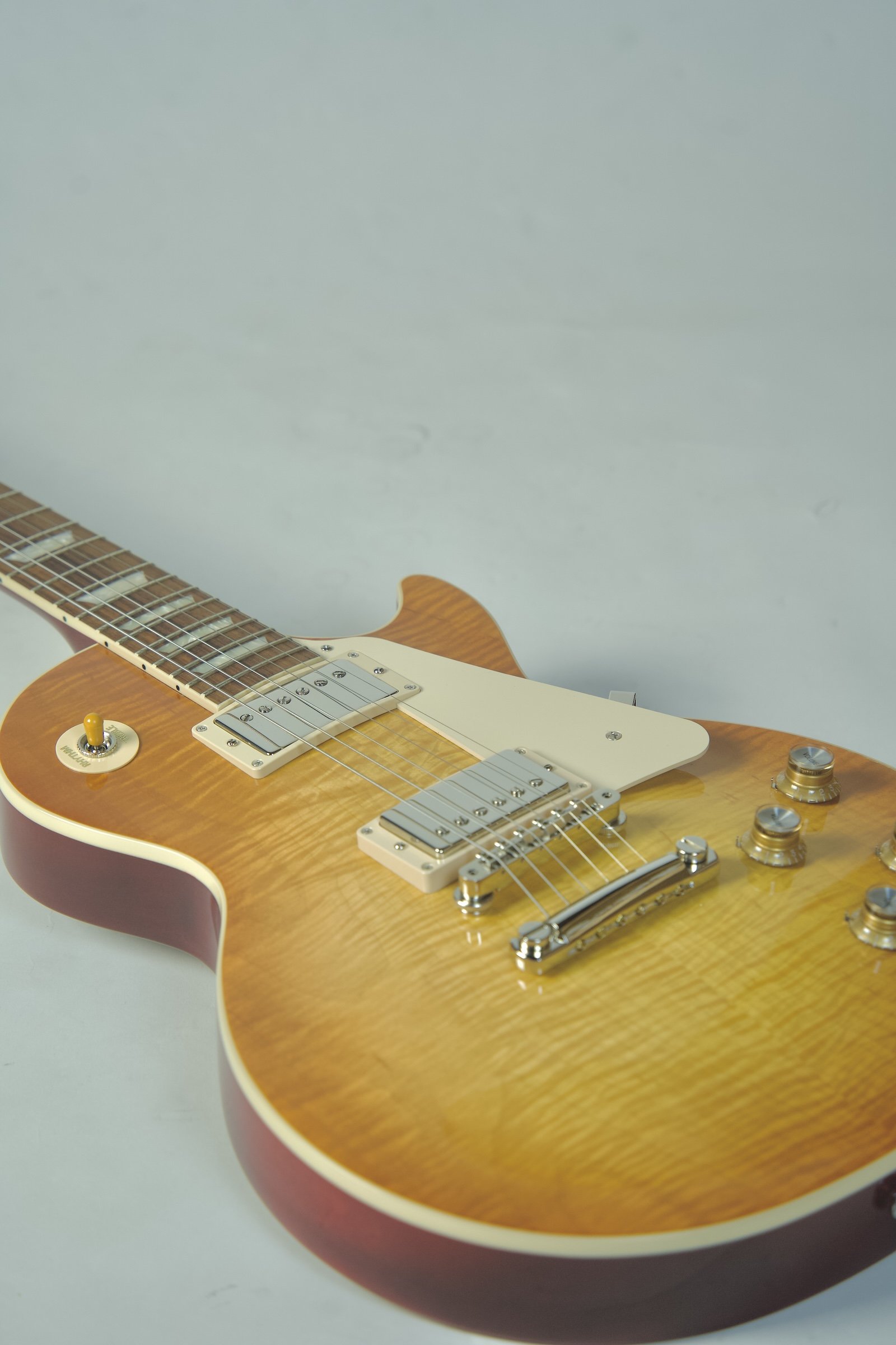 Used Gibson 60s' Standard Les Paul Unburst13.jpeg