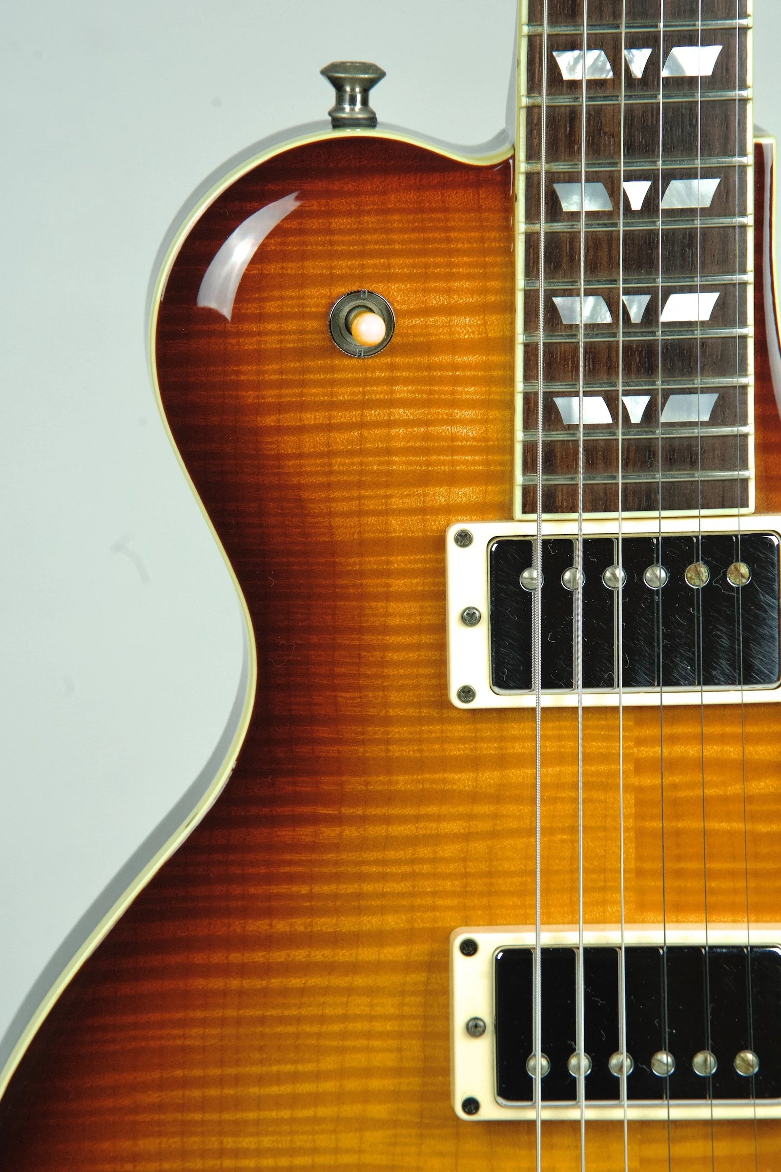 Used Hamer USA Monaco Elite - Tobacco Burst10.jpeg