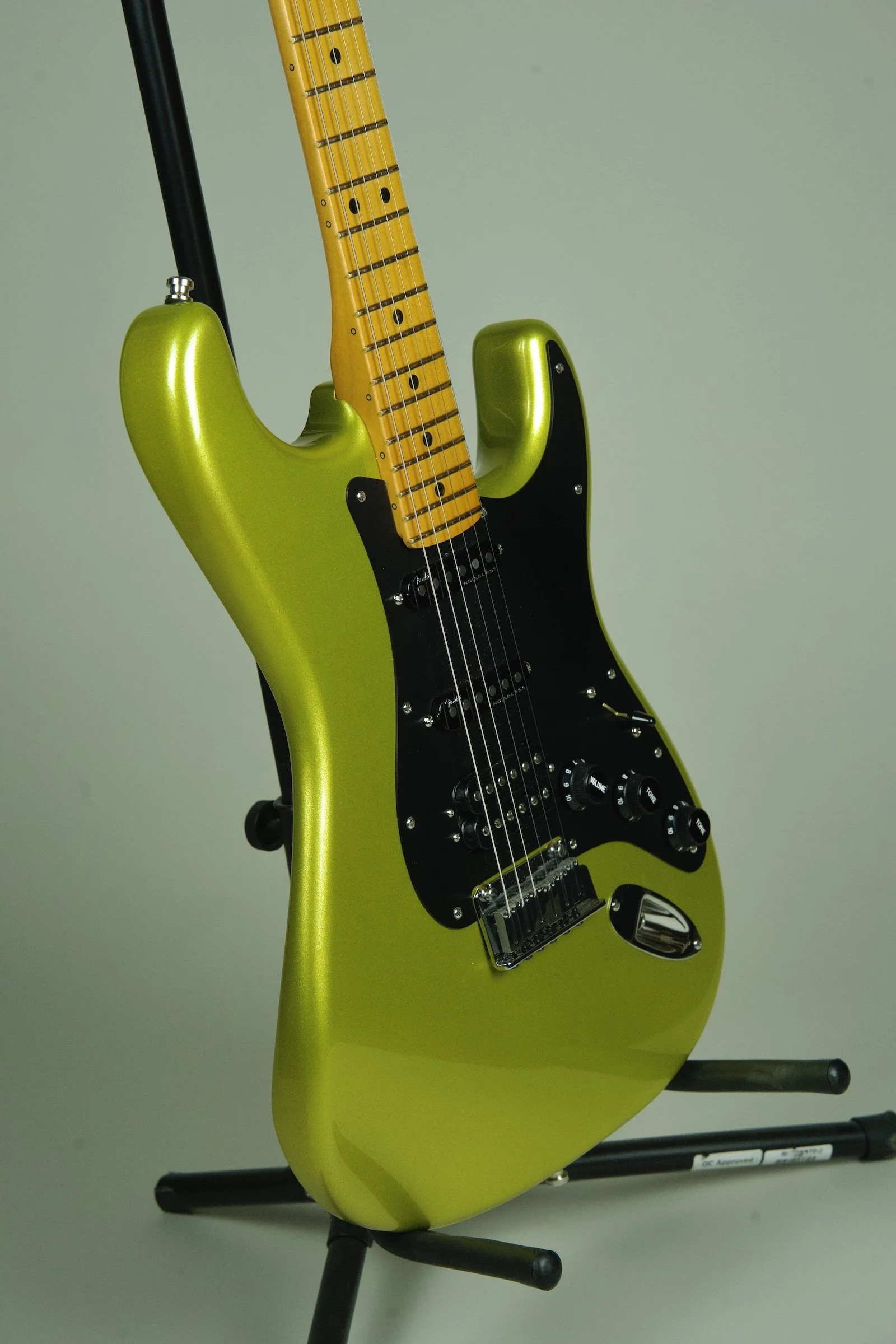 Used Fender American Ultra HSS Stratocaster - Solar Flare16.jpeg