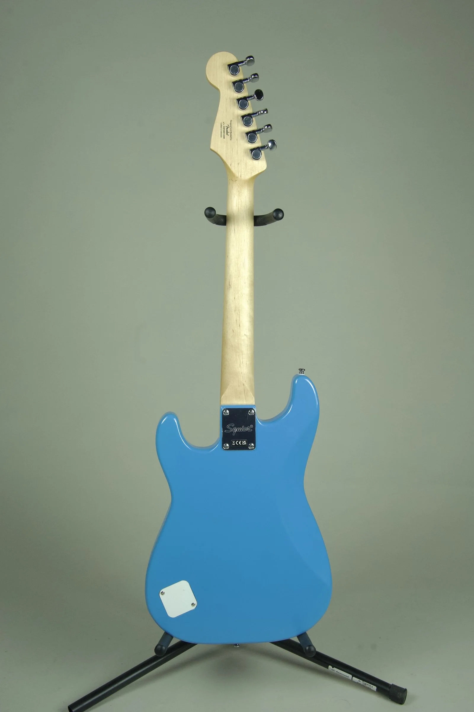 Squier Mini Stratocaster Electric Guitar - California Blue with Maple Fingerboard4.jpeg